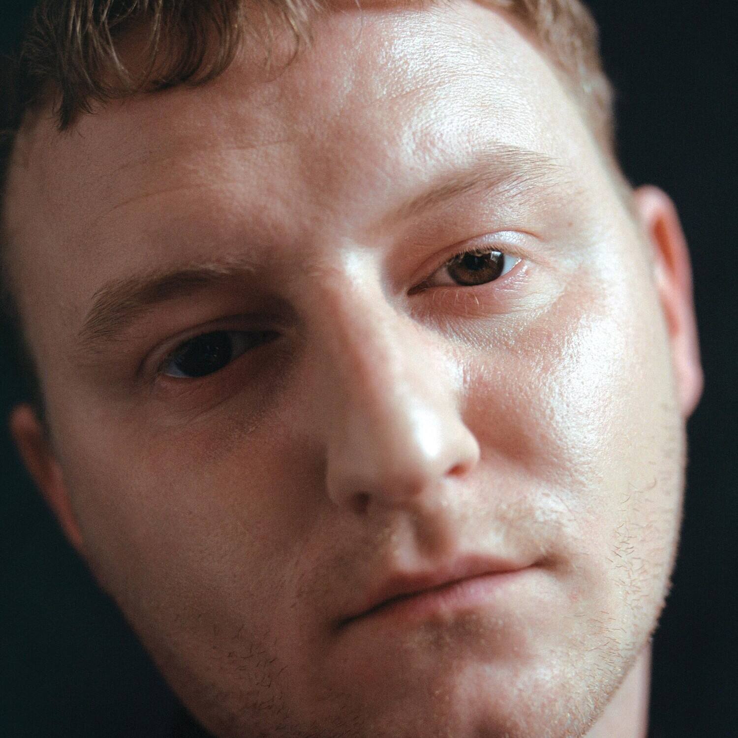 Front. Mt Hadley - Empty   - VINYL LP .