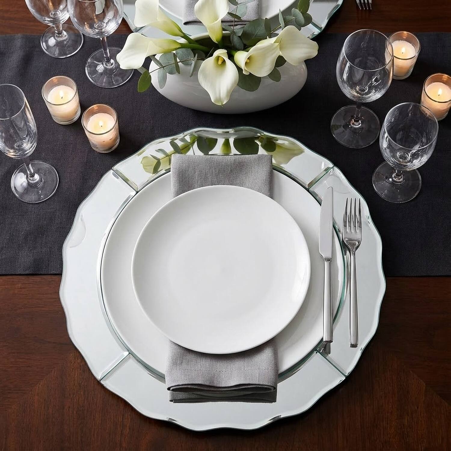 Angle. American Atelier - Mirror Glass Charger Plate 13" Round Scallop Edge - Clear.