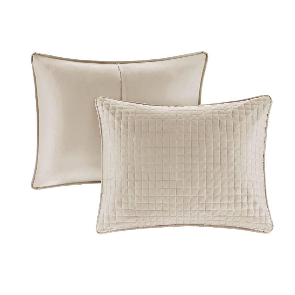 Alt View 4. Gracie Mills - Gracie Mills Geoffrey 3 Piece Reversible Quilt Set - Khaki.