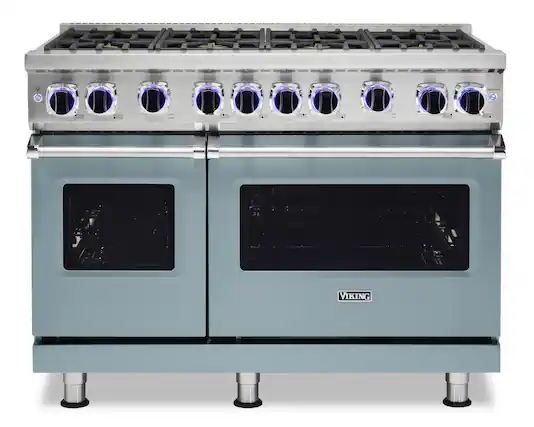 The text on the image reads "138 000 as 8288 00S DE 888 HOU 1d14 - VIKING." This text is likely a description or a code for the Viking oven, which is a professional-grade, stainless steel, double oven with a gas cooktop. The oven is designed for commercial use and features a large, sturdy construction that ensures durability and reliability in a high-traffic environment.