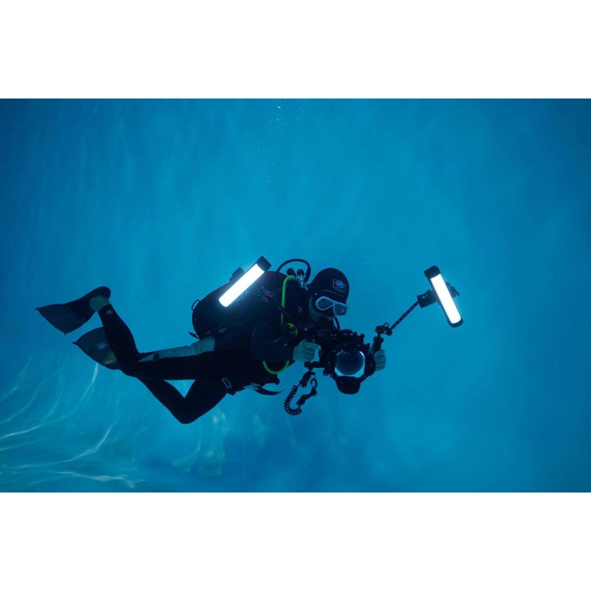Alt View 2. Godox - Godox WT60R 77W RGBWW Dive Tube Light (25").