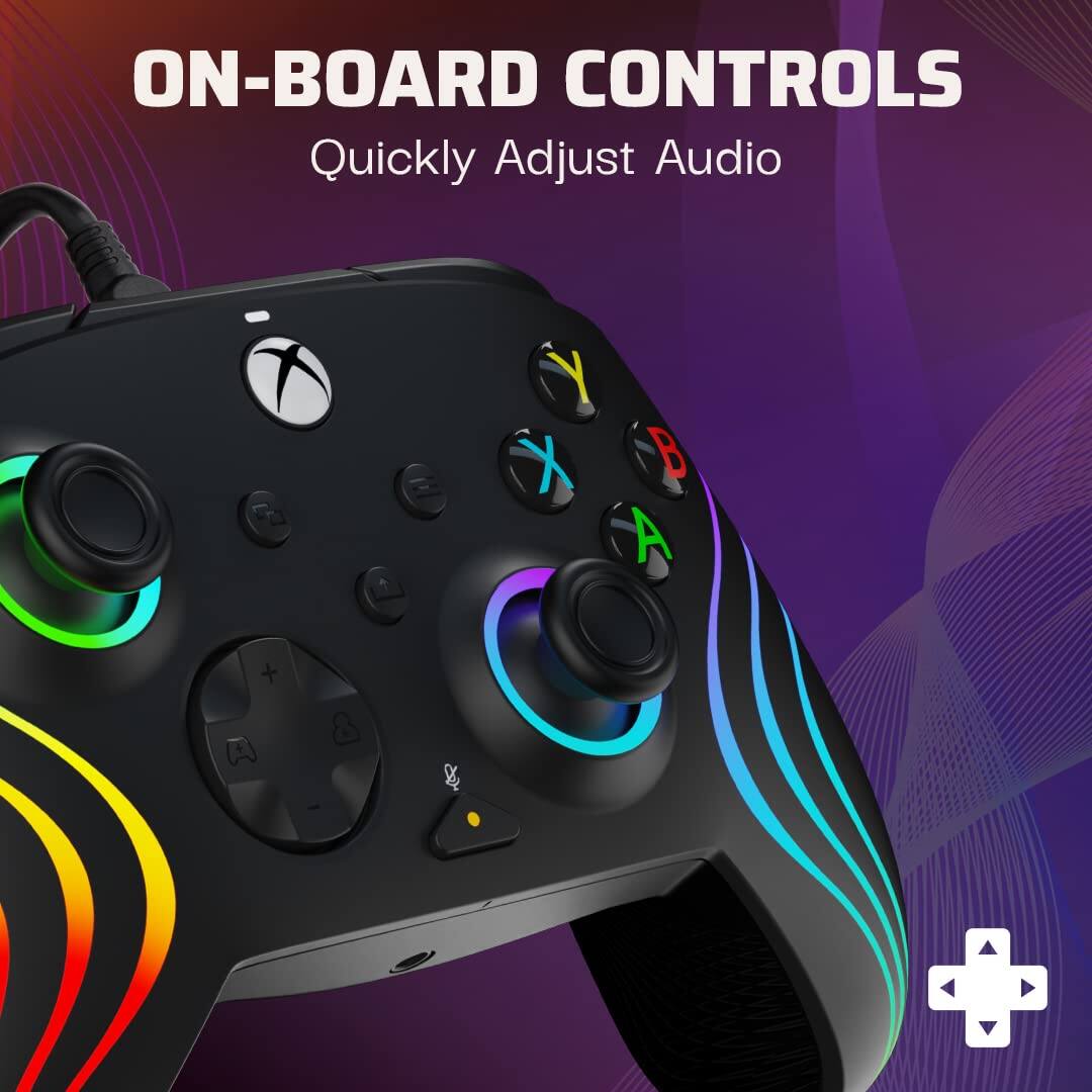 ON-BOARD CONTROLS  
Quickly Adjust Audio