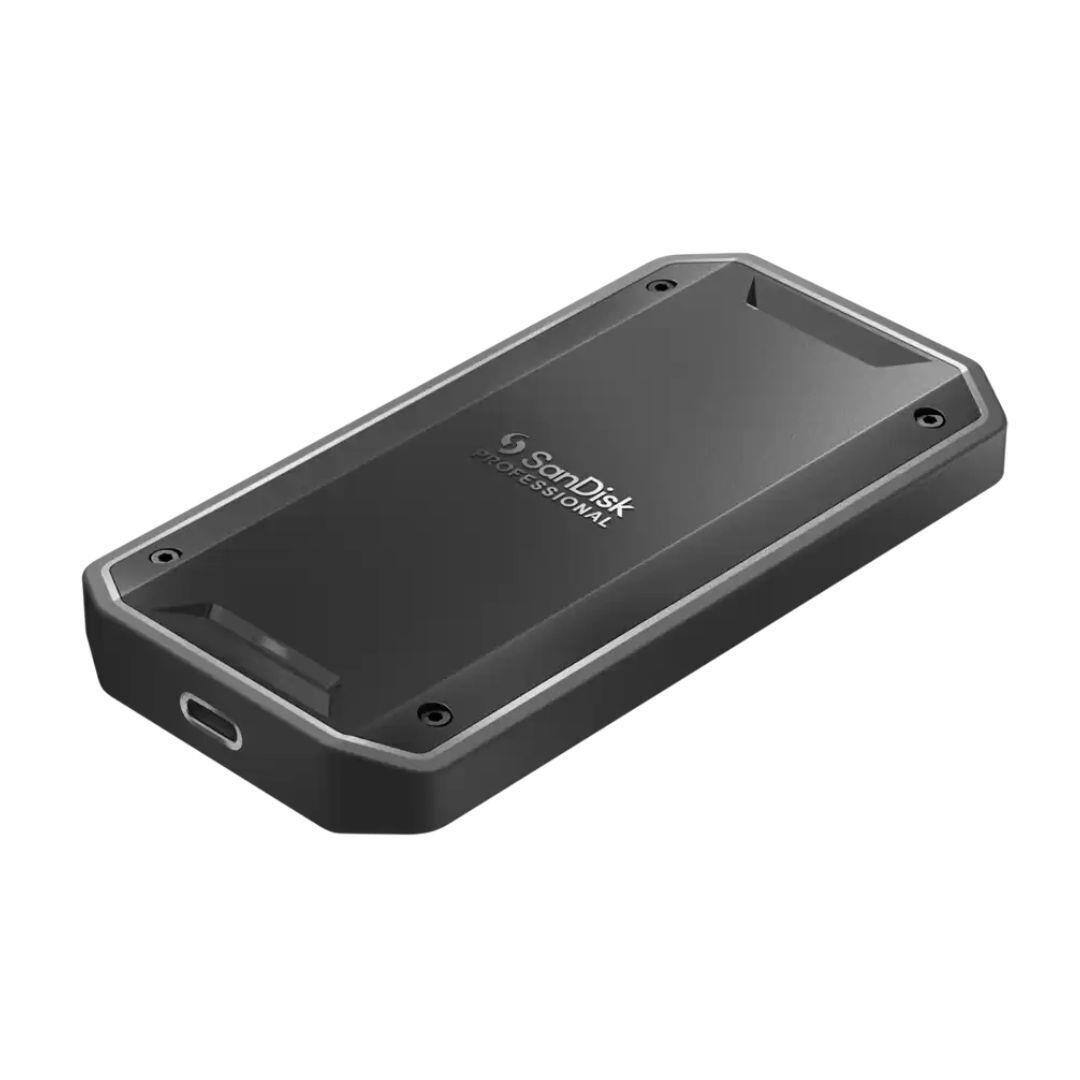 Angle. SanDisk Professional - GD-DRIVE PRO G40 SSD 4TB.