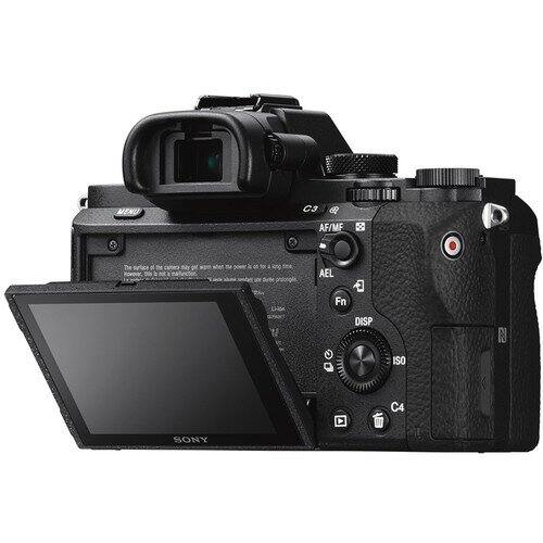 MENU C3 AF/MF  
The surface of the NV-i NT may get wet when the camera is used in the rain.  
AEL  
Fn  
DISP  
ISO  
C4  
SONY