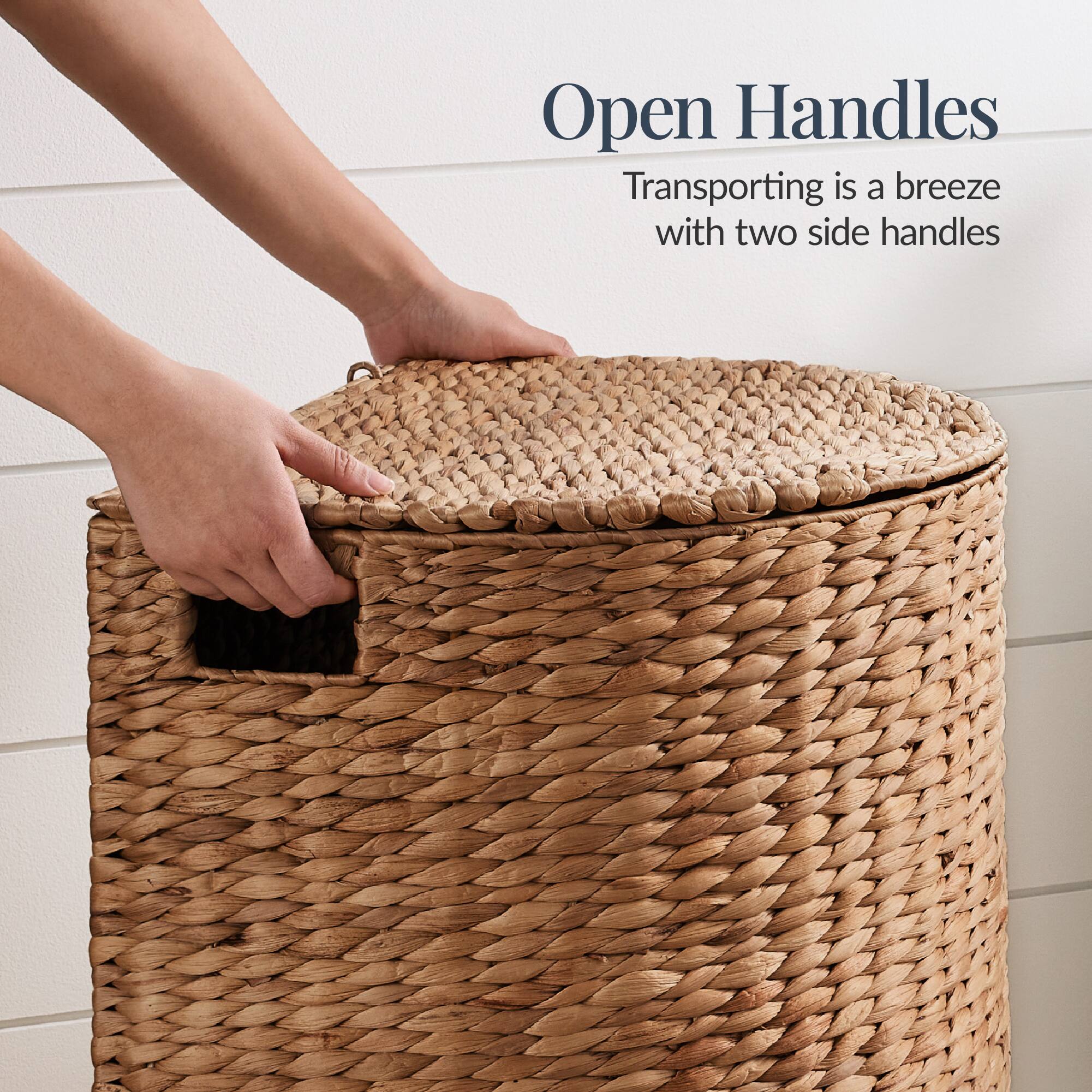 Open Handles  
Transporting is a breeze with two side handles