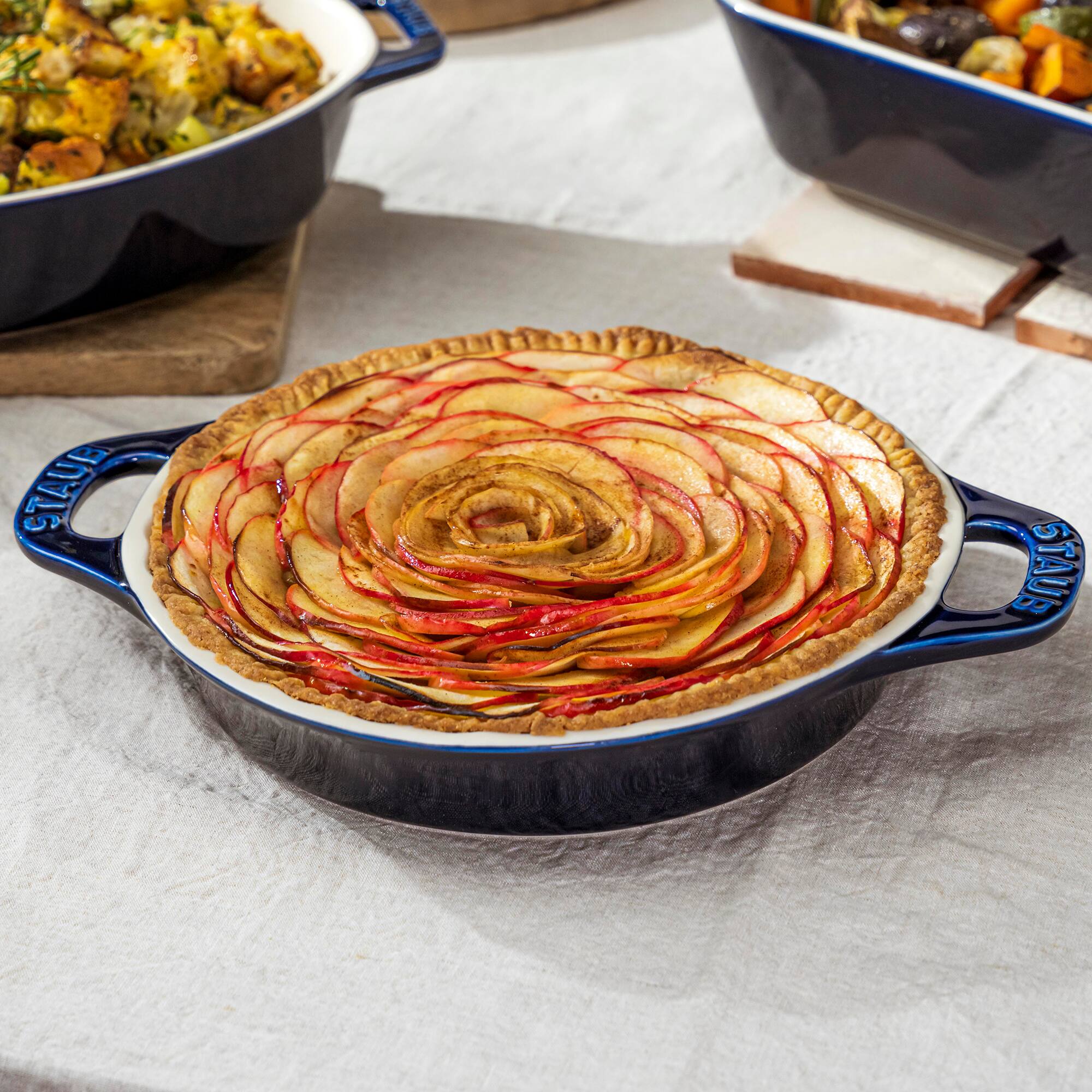 Staub Ceramic Pie Dish - Thumbnail 2