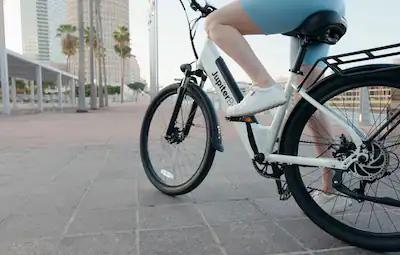 Cruise Electric Bike with 350w Motor, 40+ Mile Range - White, USA Service and Support Cruise Electric Bike with 350w Motor, 40+ Mile Range - White, USA Service and Support