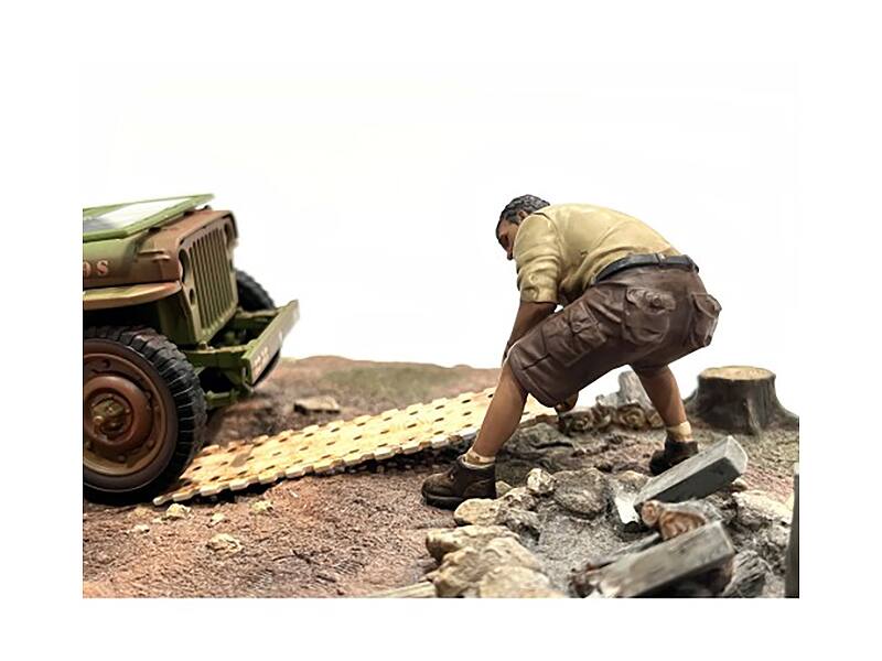Alt View 3. American Diorama - "4X4 Mechanic" Figure 2 with Board Accessory for 1/18 Scale Models by American Diorama.