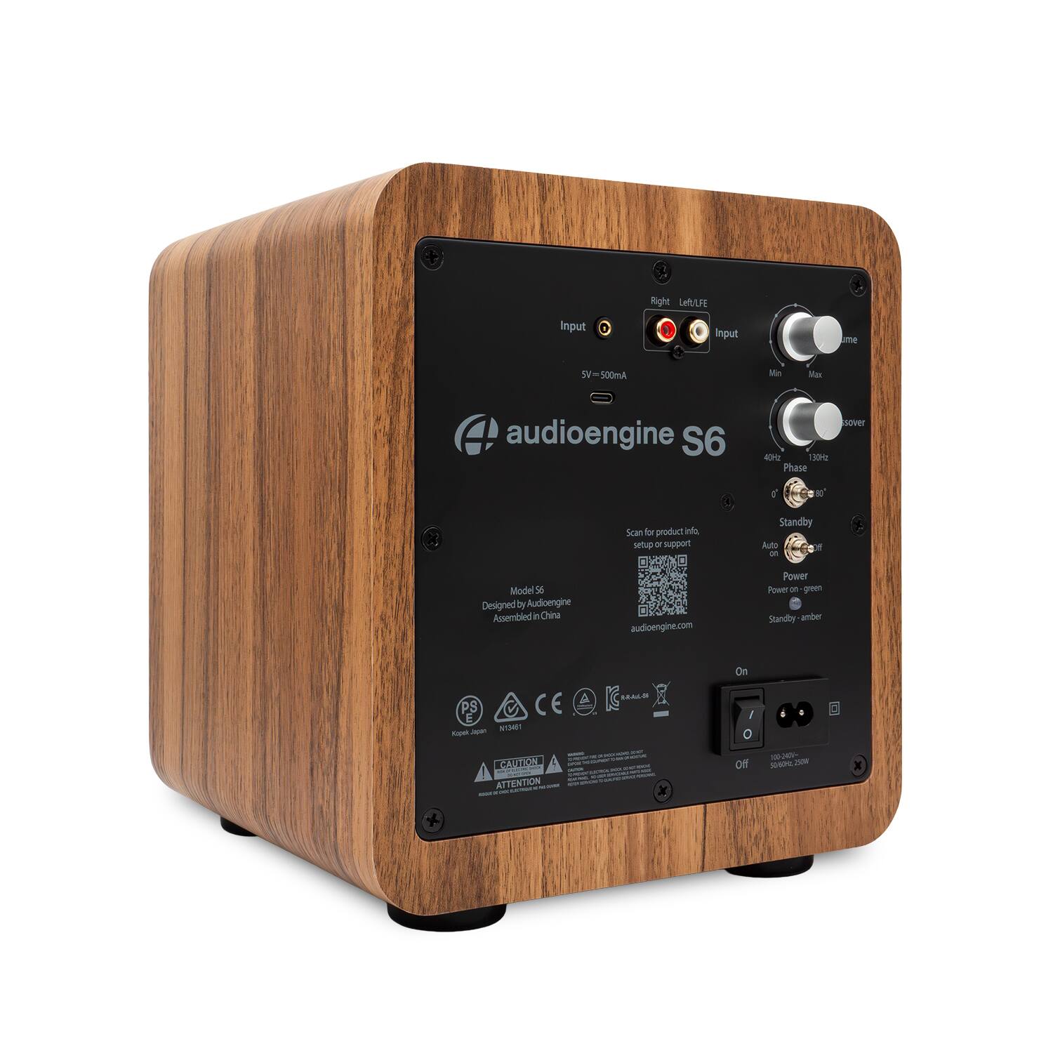 Input Right Left/LFE  
Input me 5V-500mA  
Max audioengine S6  
40Hz-130kHz  
Phase  
Scan for product info, setup or support  
Standby Auto  
Model S6  
Designed by audioengine  
Assembled in China  
audioengine.com  
Power on - green  
Standby - amber  
PS  
NT3HET  
CAUTION ATTENTION  
On/Off  
Input  
5V-500mA  
audioengine S6  
audioengine  
Designed by audioengine  
Assembled in China  
audioengine.com  
CE  
N1381