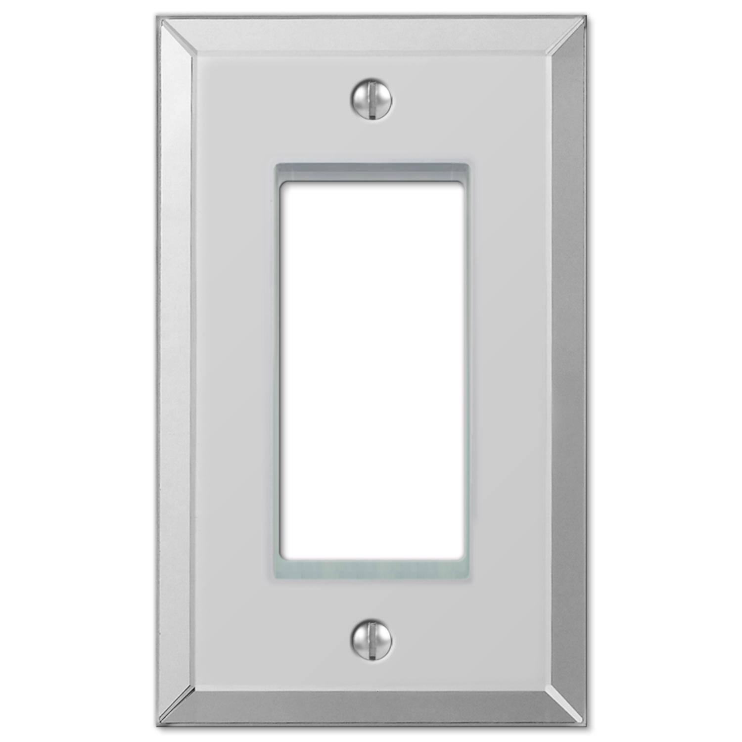 Angle. AMERELLE - Amerelle Clear 1 gang Acrylic Decorator Wall Plate 1 pk - Clear.