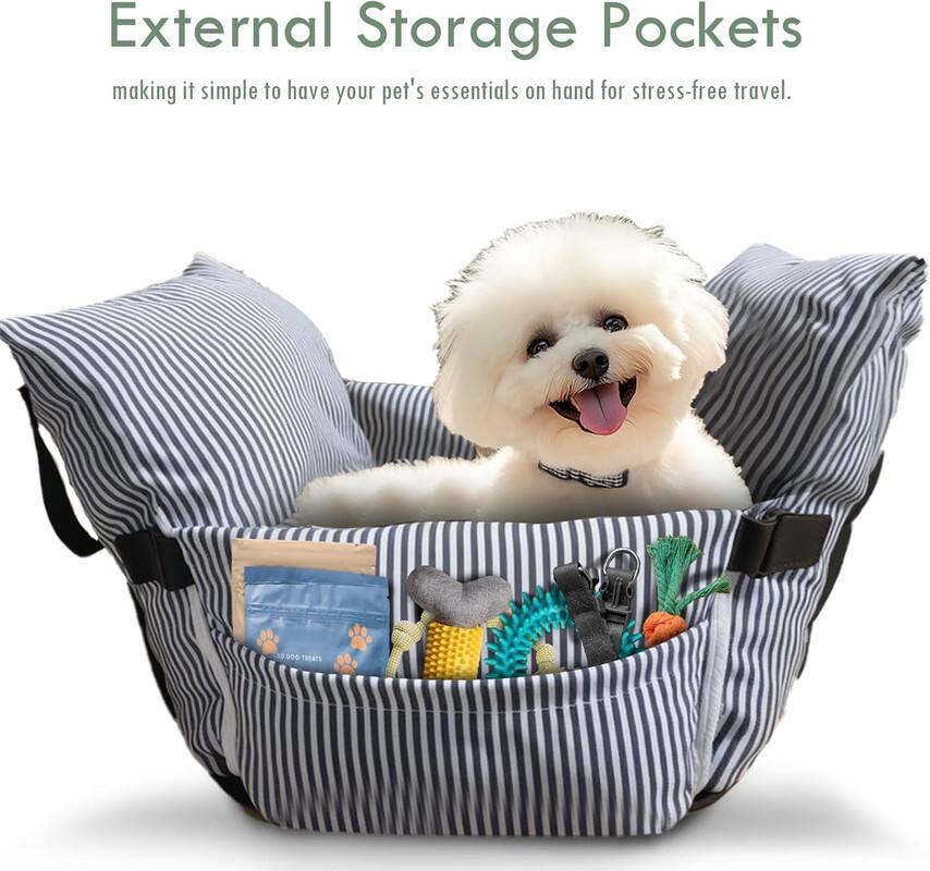 External Storage Pockets making it simple to have your pet's essentials on hand for stress-free travel. 10 100 TREATS