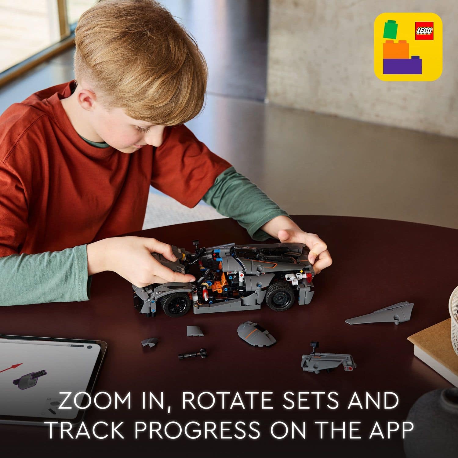 LEGO Zoom In, Rotate Sets and Track Progress on the App