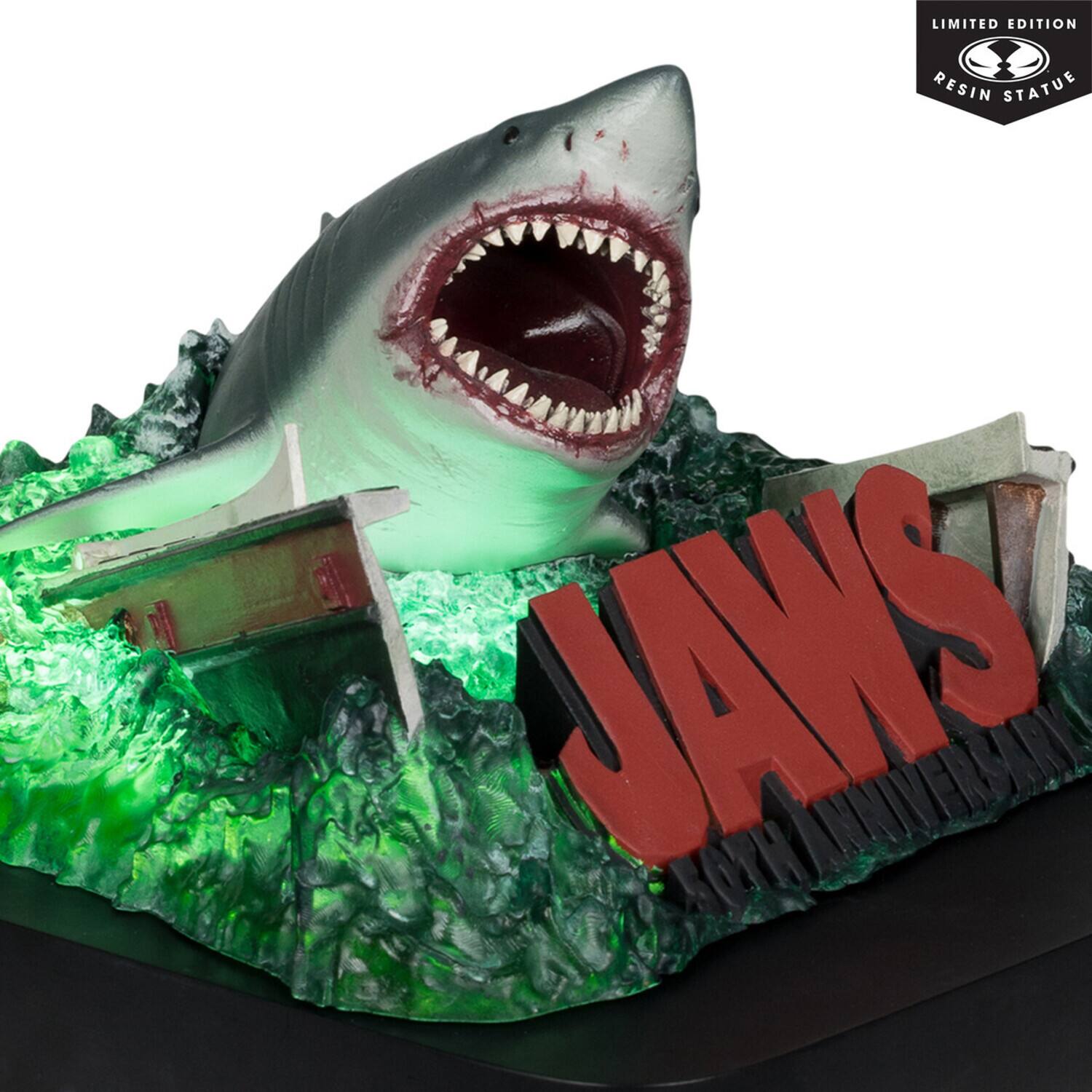 LIMITED EDITION RESIN STATUE

JAWS 50TH ANNIVERSARY