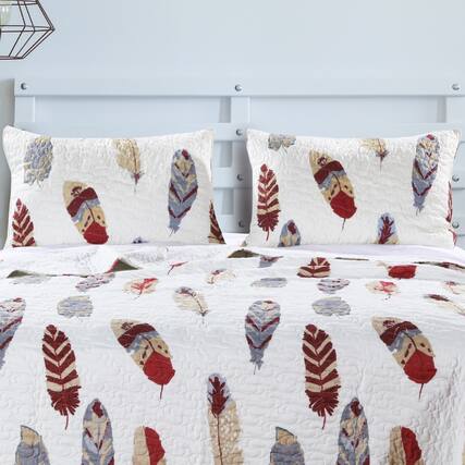 Front. BreeBe - Dream Catcher Gold Sham Standard - Gold.