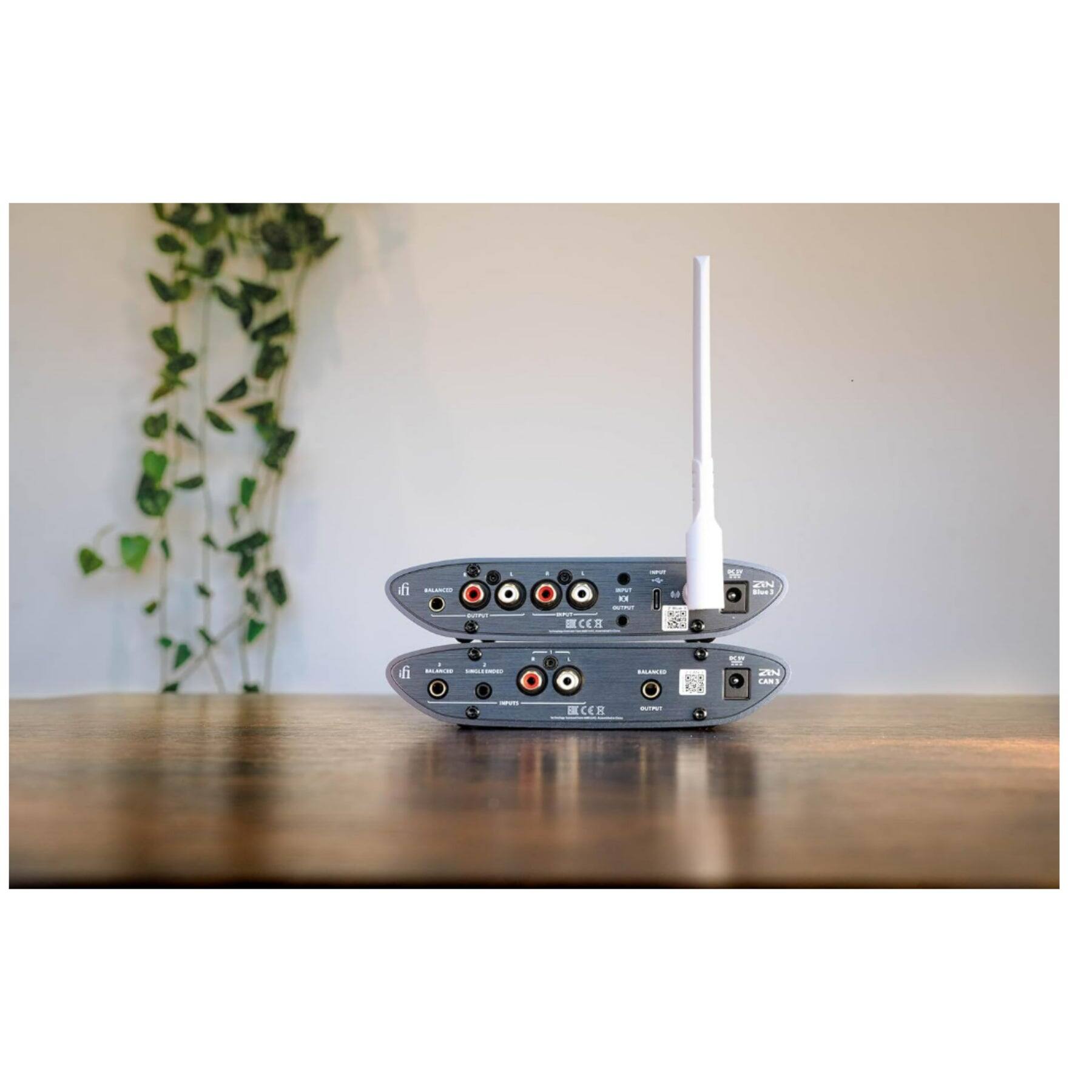 Sure, here is the corrected and grouped text from the image:

**Top Unit:**
- ZIN
- ZOUT
- MIC
- AUX
- CE/ER
- BALANCED OUT
- USB
- IR
- ANT

**Bottom Unit:**
- ZIN
- ZOUT
- MIC
- AUX
- CE/ER
- BALANCED OUT
- USB
- IR
- ANT