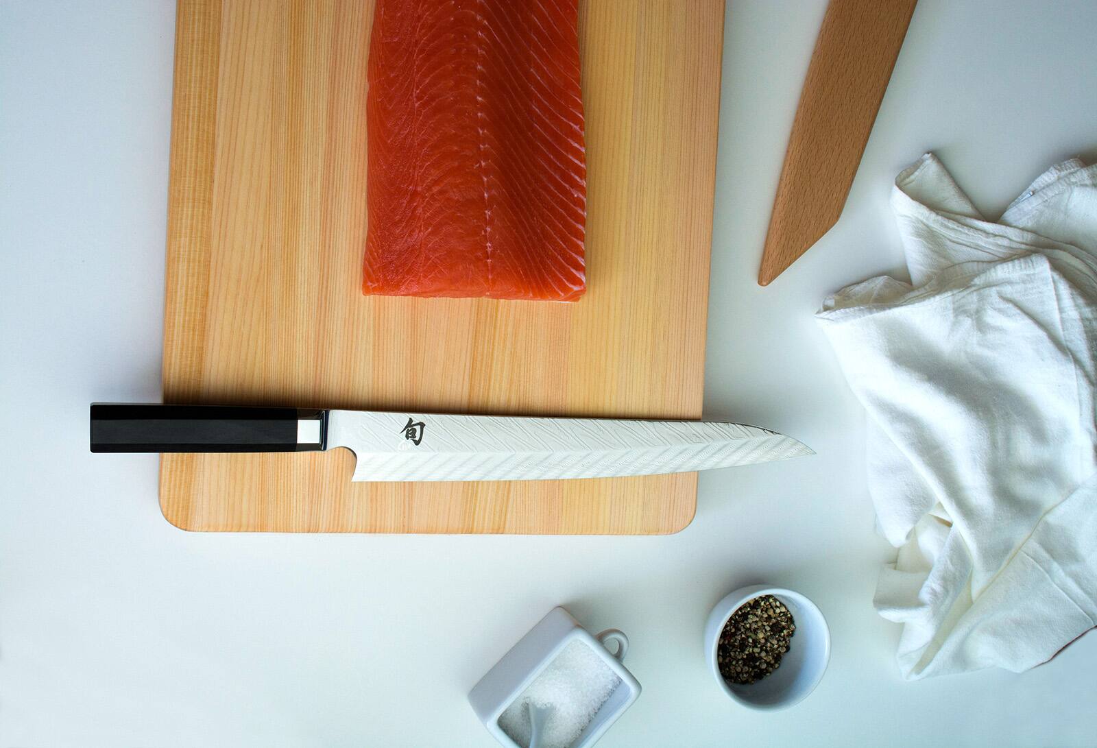 Alt View 4. Shun - Dual Core 10.5-Inch Yanagiba Knife with Saya - Black.