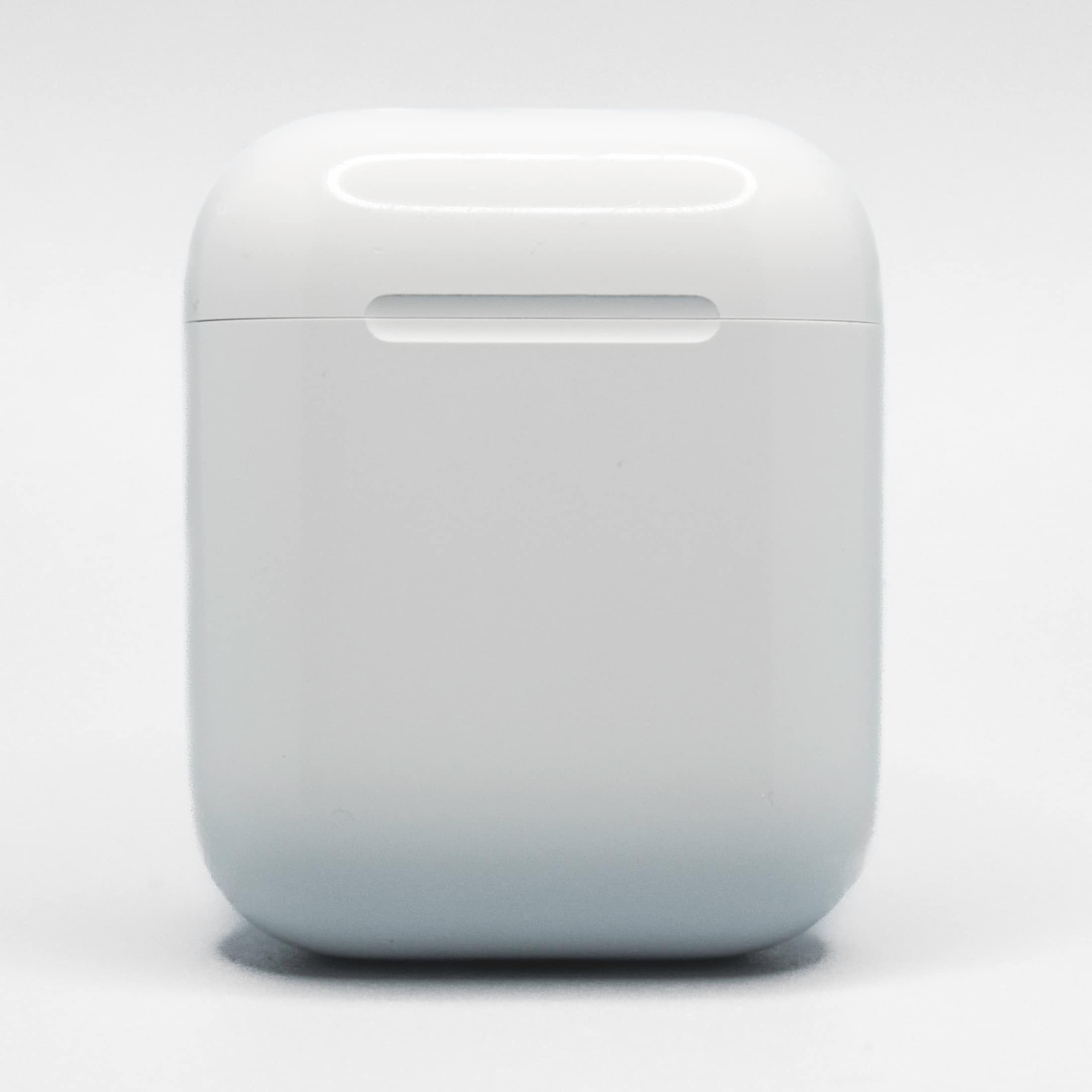 【苫小牧バナナ】Apple/アップル airpods MMEF2J/A 第一世代 Charging Case A1602 ワイヤレスヘッドフォン 動作OK 箱あり♪ Apple AirPods 第1世代 MMEF2J/A 価格比較 - 価格.com