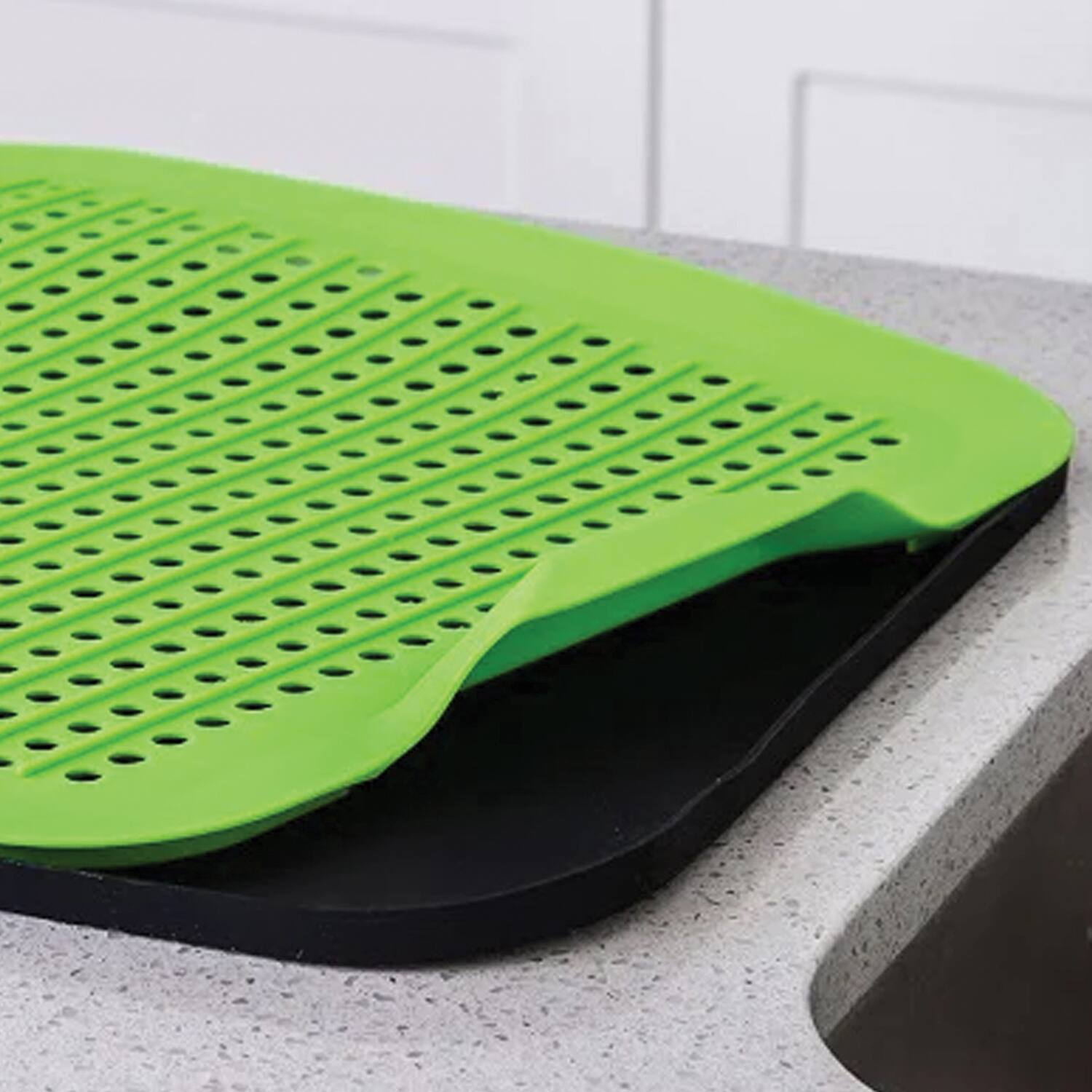 Back. Better Houseware - Better Houseware 3420/g 2-piece Silicone Drying Mat (black/green) - green.