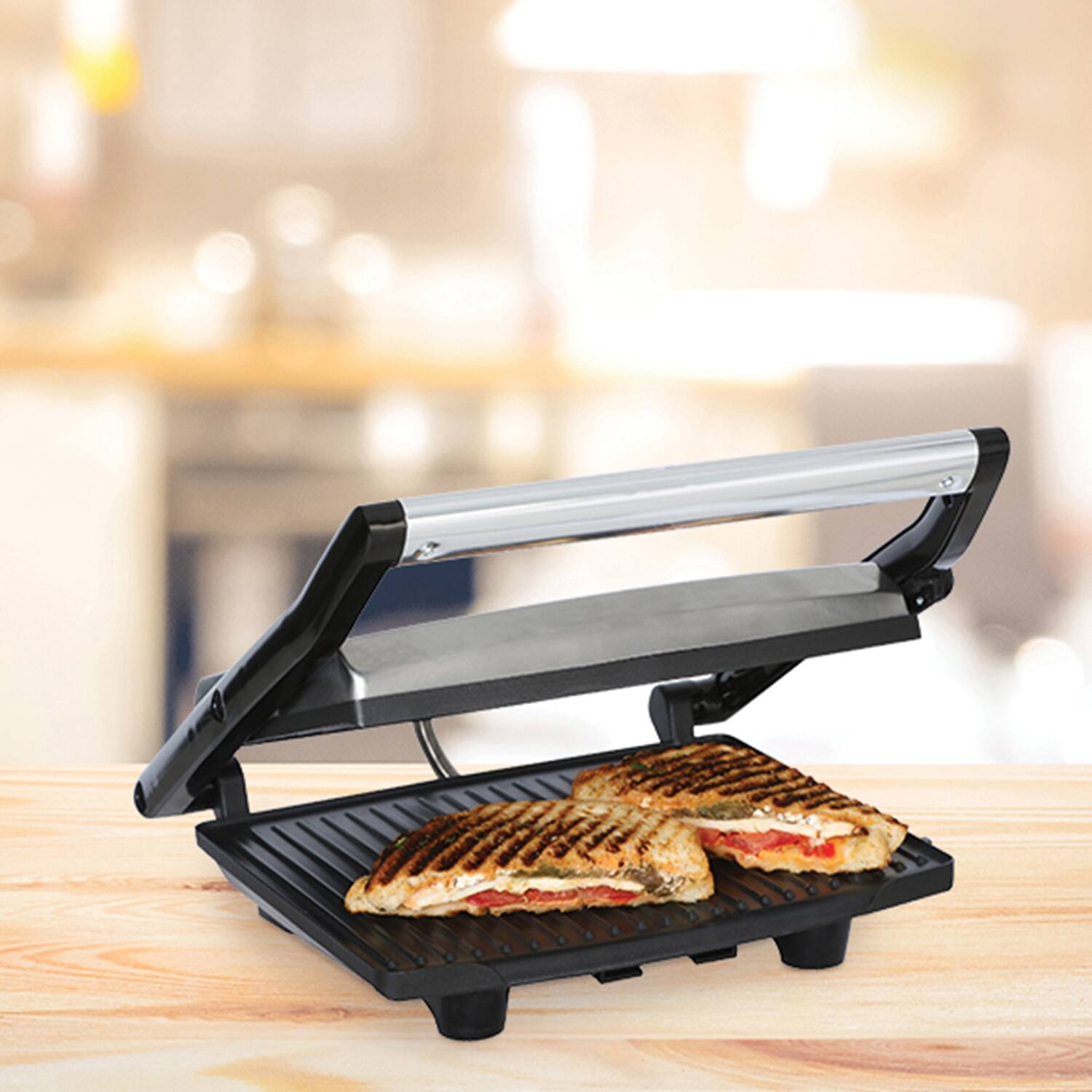 Left. Brentwood - Brentwood Select TS-651 Compact Non-Stick Panini Press & Sandwich Maker, Stainless Steel - Silver.