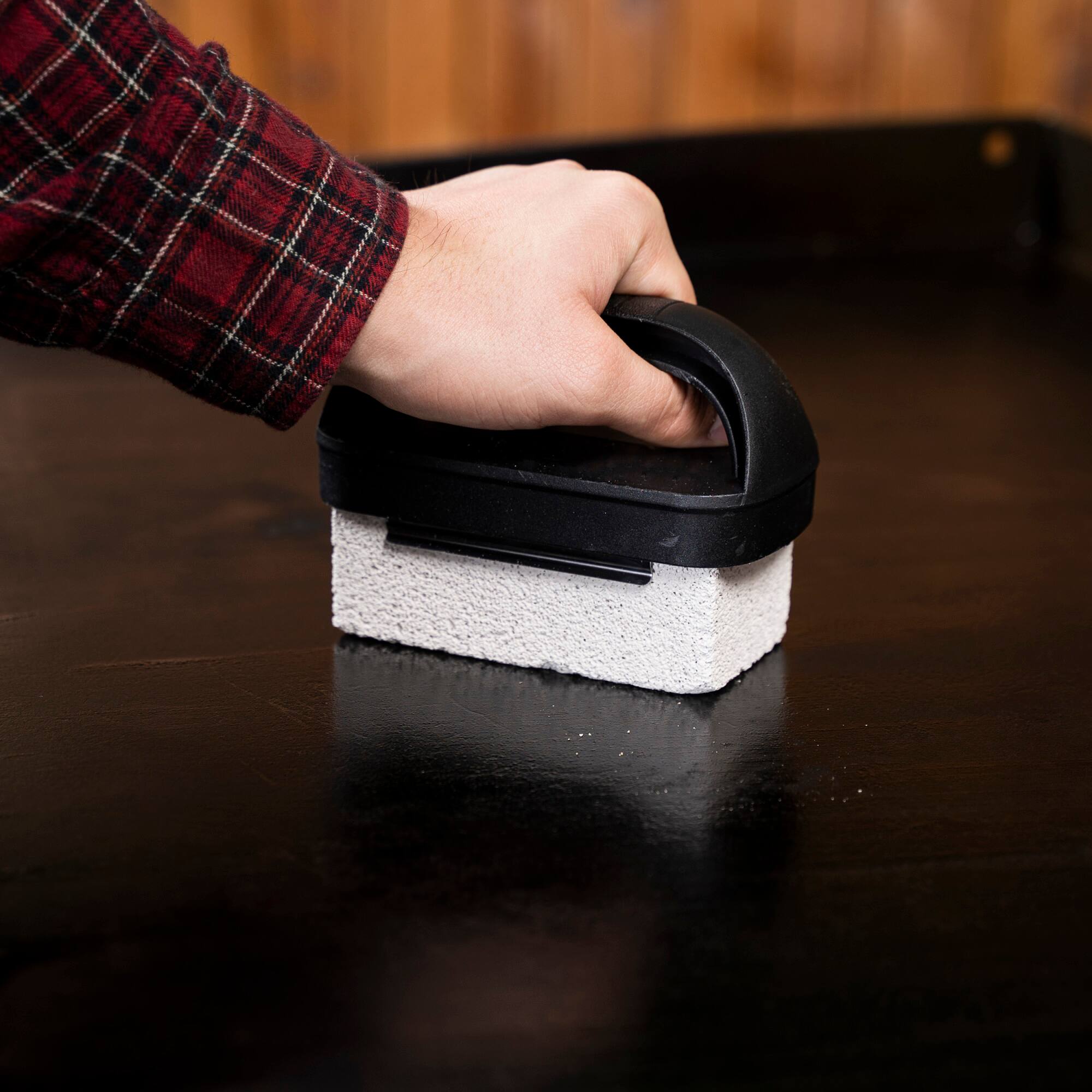 Alt View 11. Blackstone - Blackstone Griddle Essentials 8 Piece Cleaning Kit - Silver.