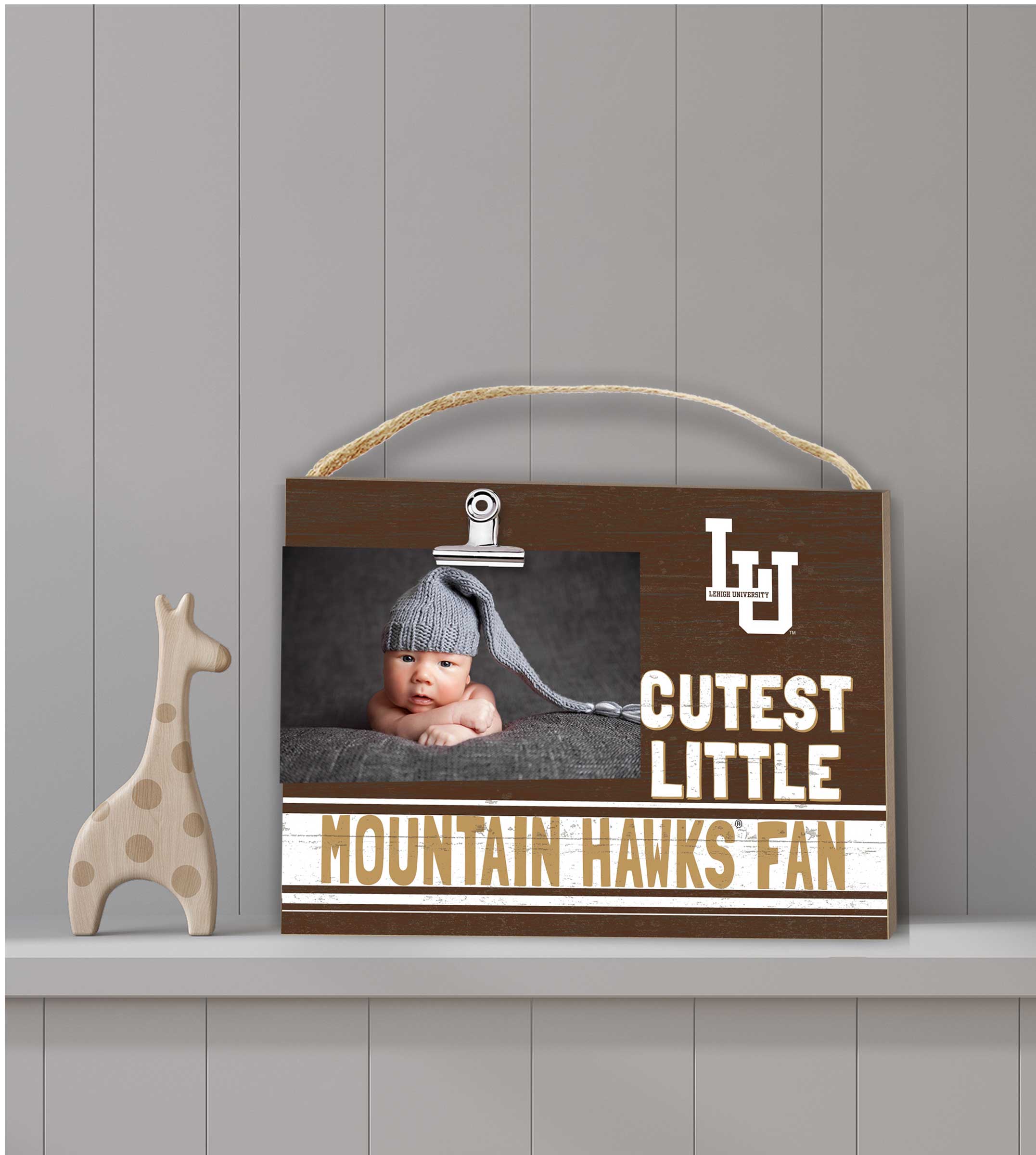 CUTEST LITTLE MOUNTAIN HAWKS FAN