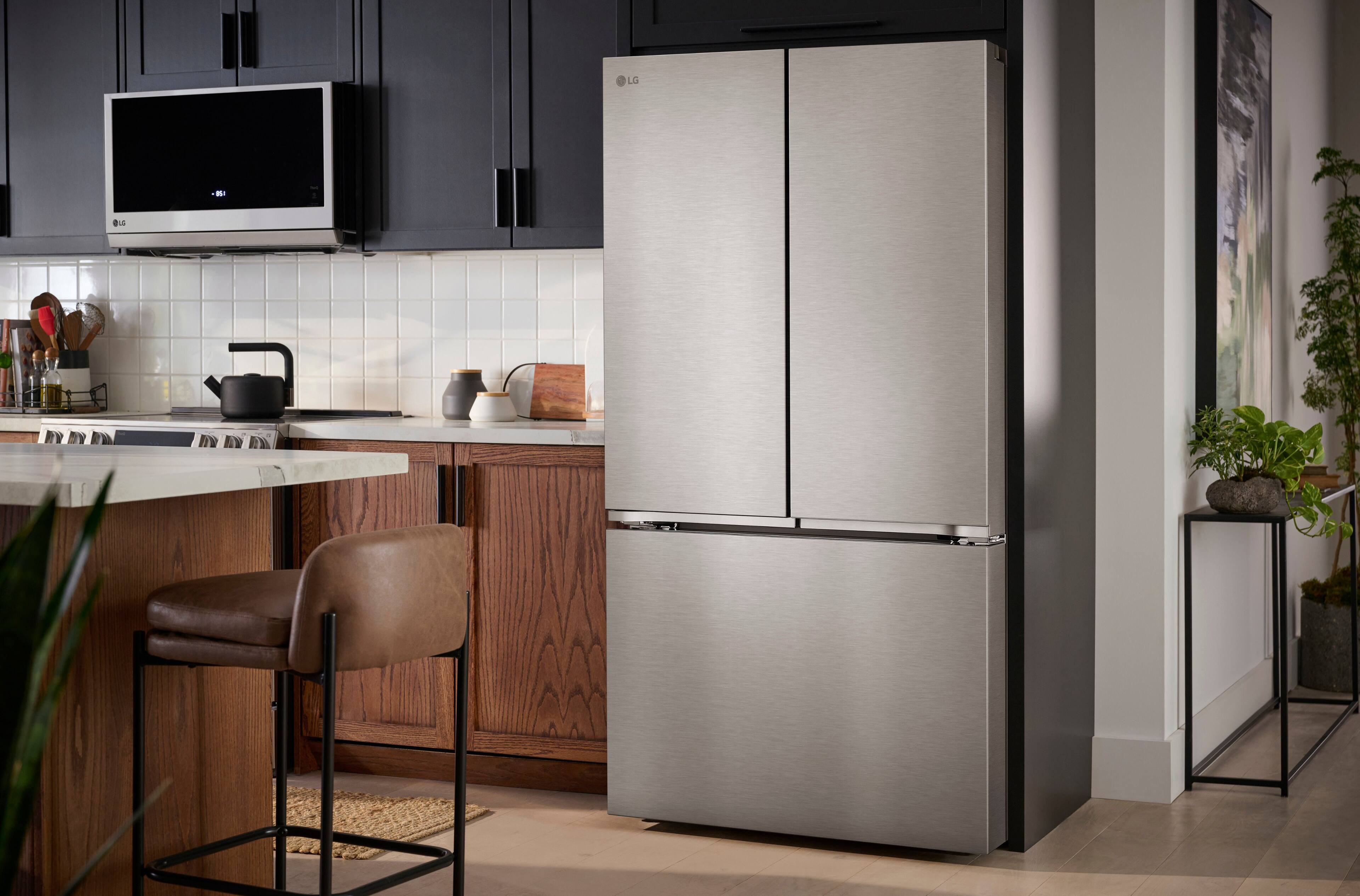 Alt View 21. LG - Counter-Depth MAX 26.5 Cu. Ft. French Door Smart Refrigerator with Internal Water Dispenser - Stainless Steel.