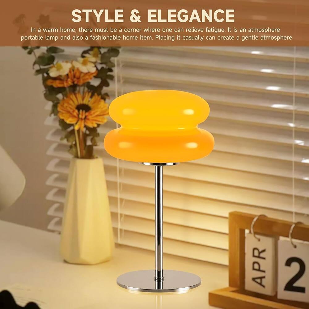 STYLE & ELEGANCE

In a warm home, there must be a corner where one can relieve fatigue. It is an atmosphere portable lamp and also a fashionable home item. Placing it casually can create a gentle atmosphere.