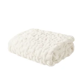Gracie Mills - Ashlee Modern Solid Ruched Fur Throw Blanket - Ivory