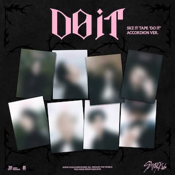 Stray Kids SKZ IT TAPE 'DO IT' (ACCORDION VER.) COMPACT DISCS [CD Stray Kids SKZ IT TAPE 'DO IT' (ACCORDION VER.) COMPACT DISCS [CD