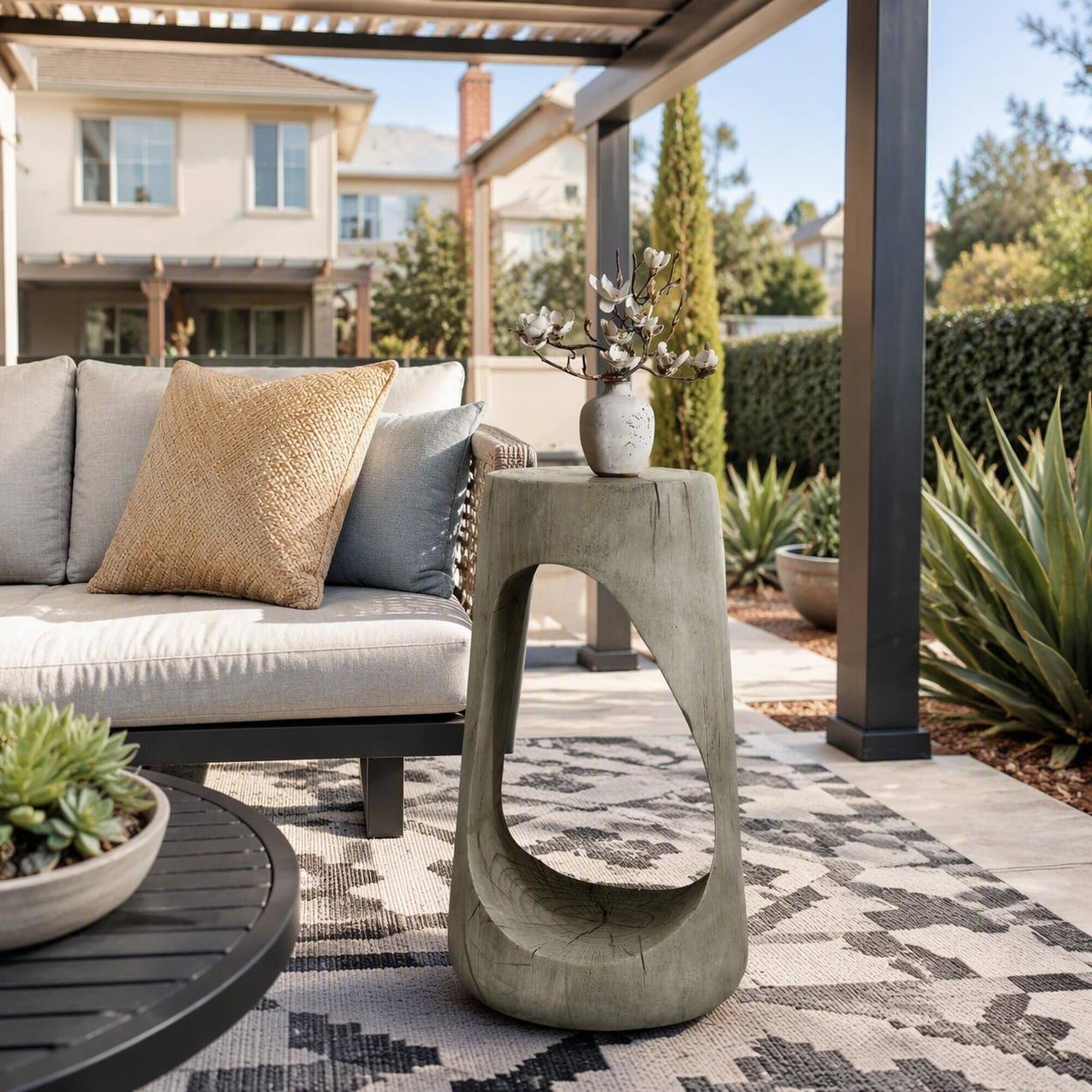 Back. RYHNUYNE - Outdoor Side Table with Wood-Grain Finish, Hollow Design Accent Stool for Patio Balcony Poolside - Gray.