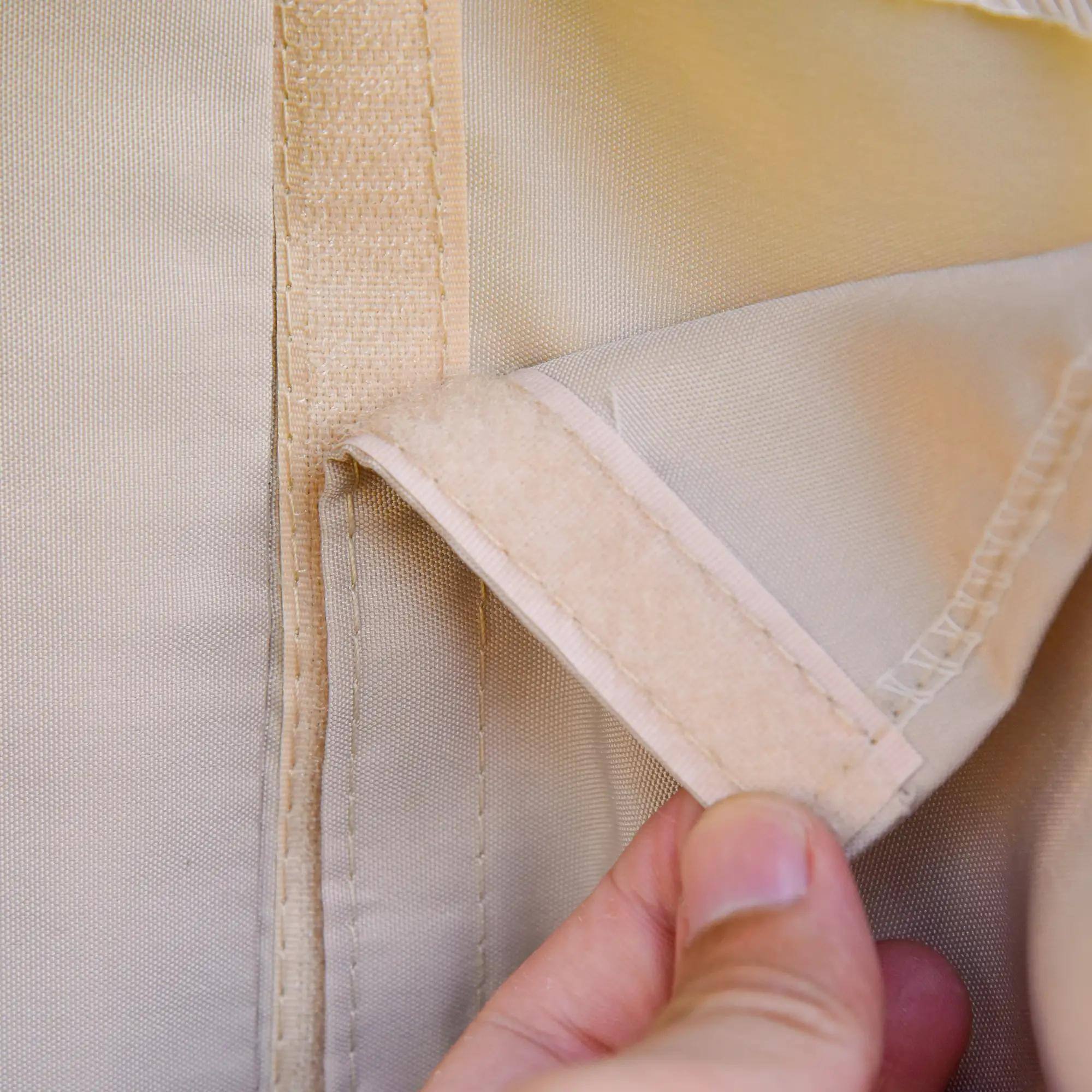 Left. Resenkos - Resenkos Patio Recliner, Outdoor Swivel Chair with Reclining & Footrest, Waterproof Cushions for Comfort,Khaki - Khaki.