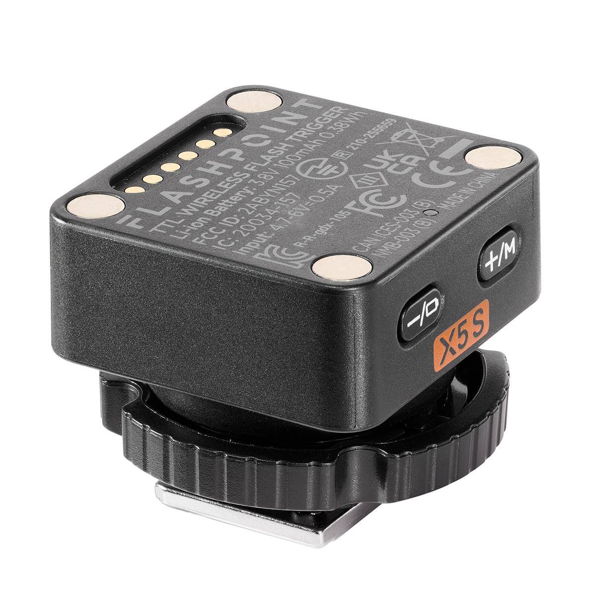 FLASH TRIGGER TRIGGER 0.38Wh 210-255659  
FLASHPOINT FLASH 3.8V 100mAh R III UK CA (3) TTL-WIRELESS TTL  
Battery: ID: 20034-157 4.7-6V=0.5A ICES-003(B) (B) MADE IN CHINA  
Li-ion FCC IC: Input: R-R-gdx-105 CAN NMB-003 W+  
X5S