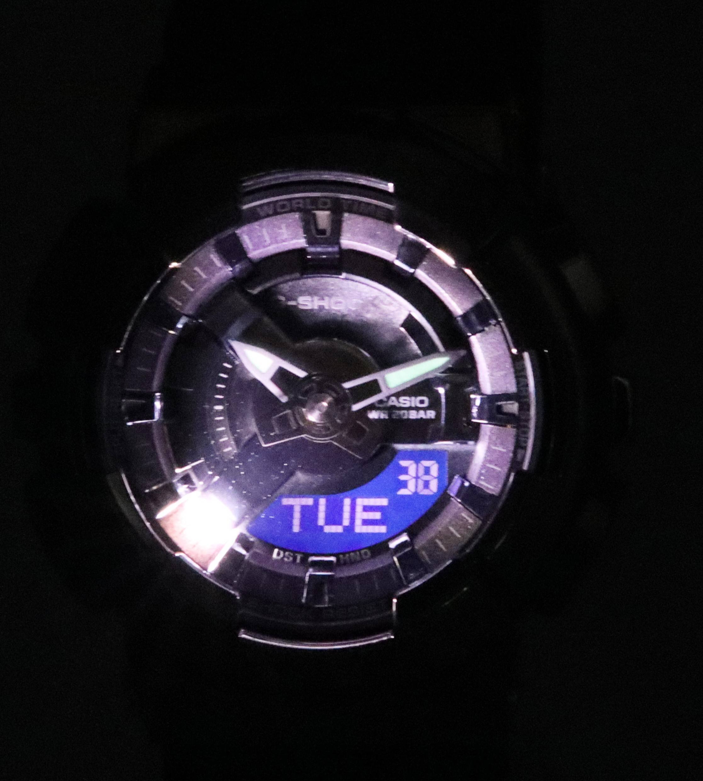 WORLD TIME
CASIO
WR 20BAR
38
TUE
DST