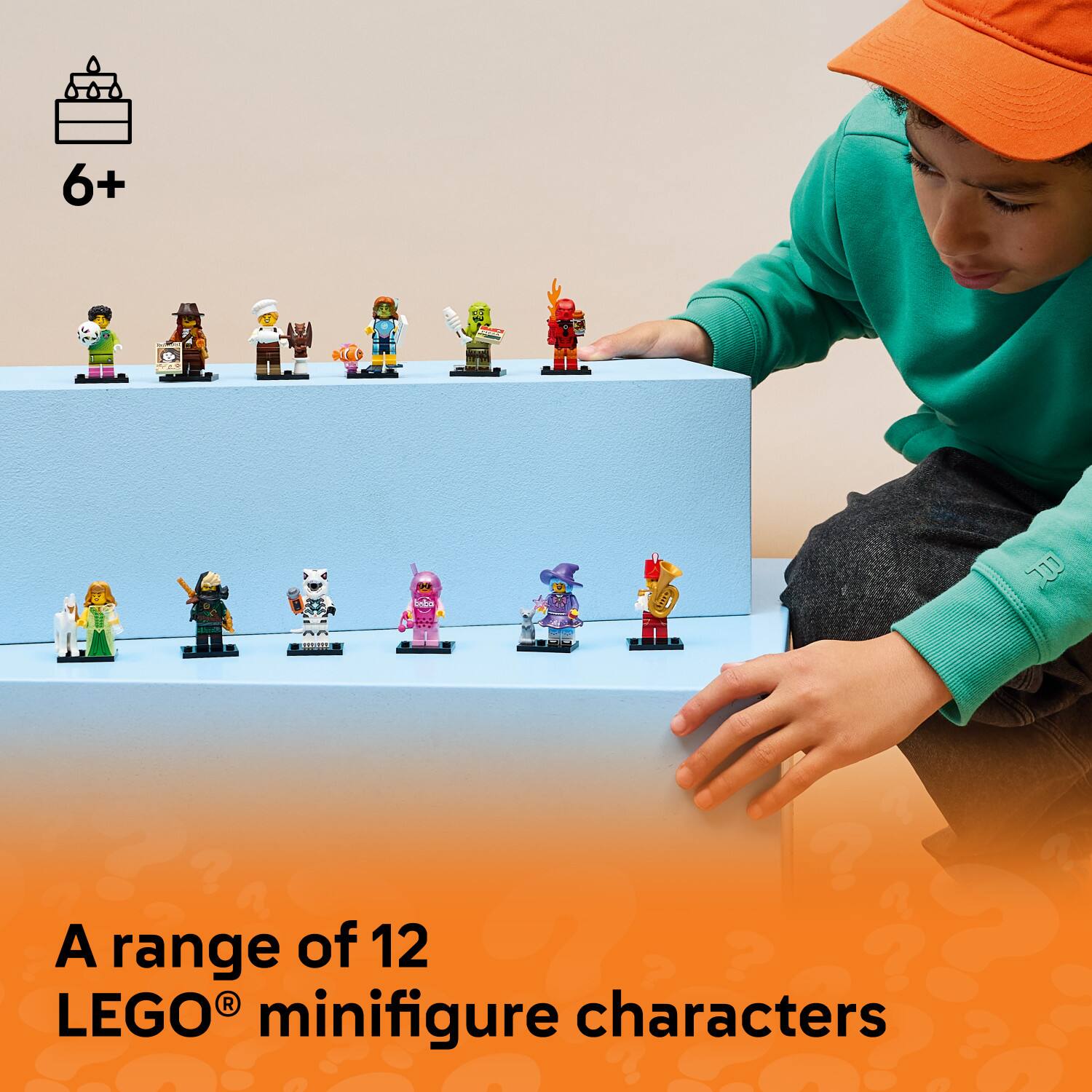 6+  
A range of 12 LEGO® minifigure characters