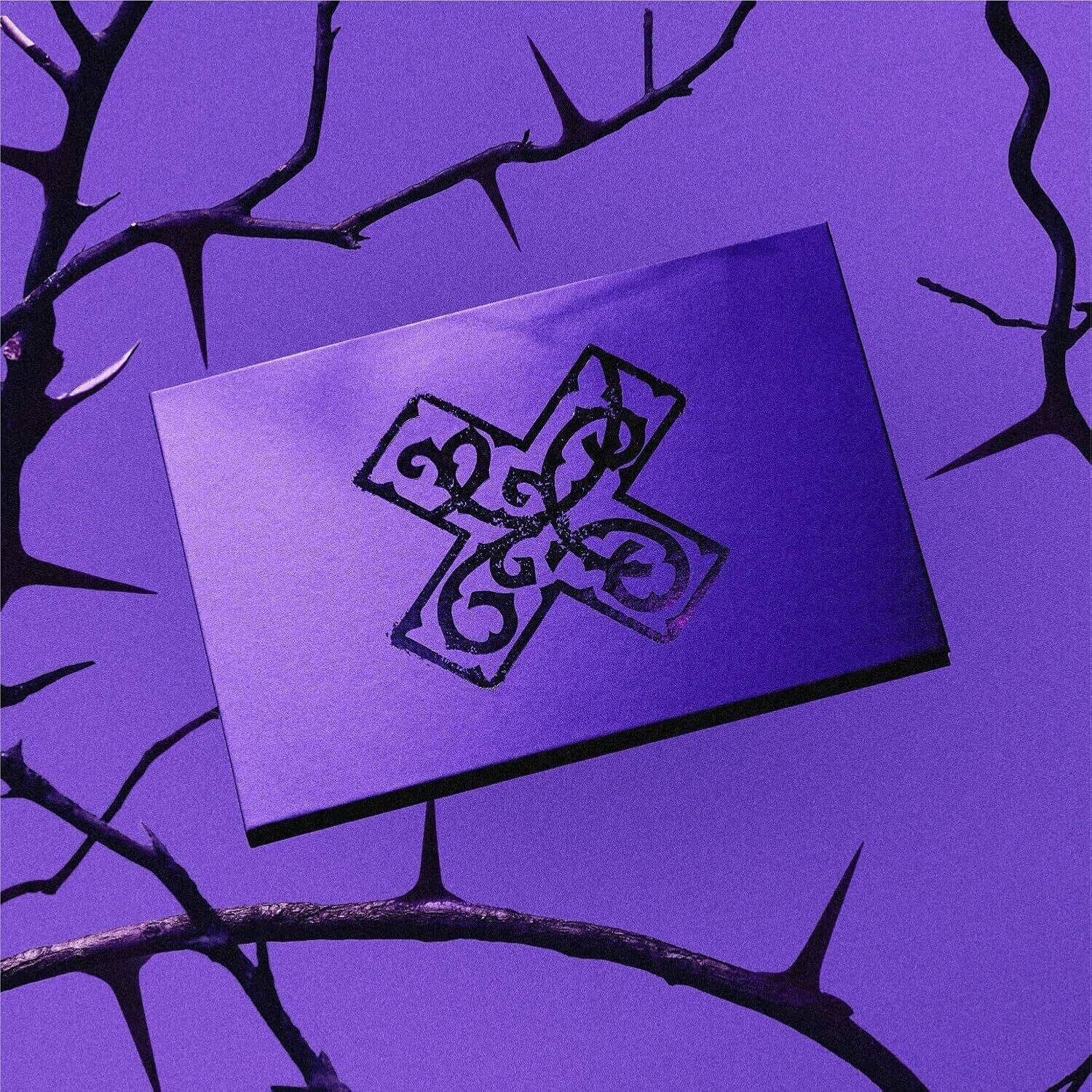 Front. TOMORROW X TOGETHER - 7TH YEAR: A Moment of Stillness in the Thorns  - COMPACT DISCS.