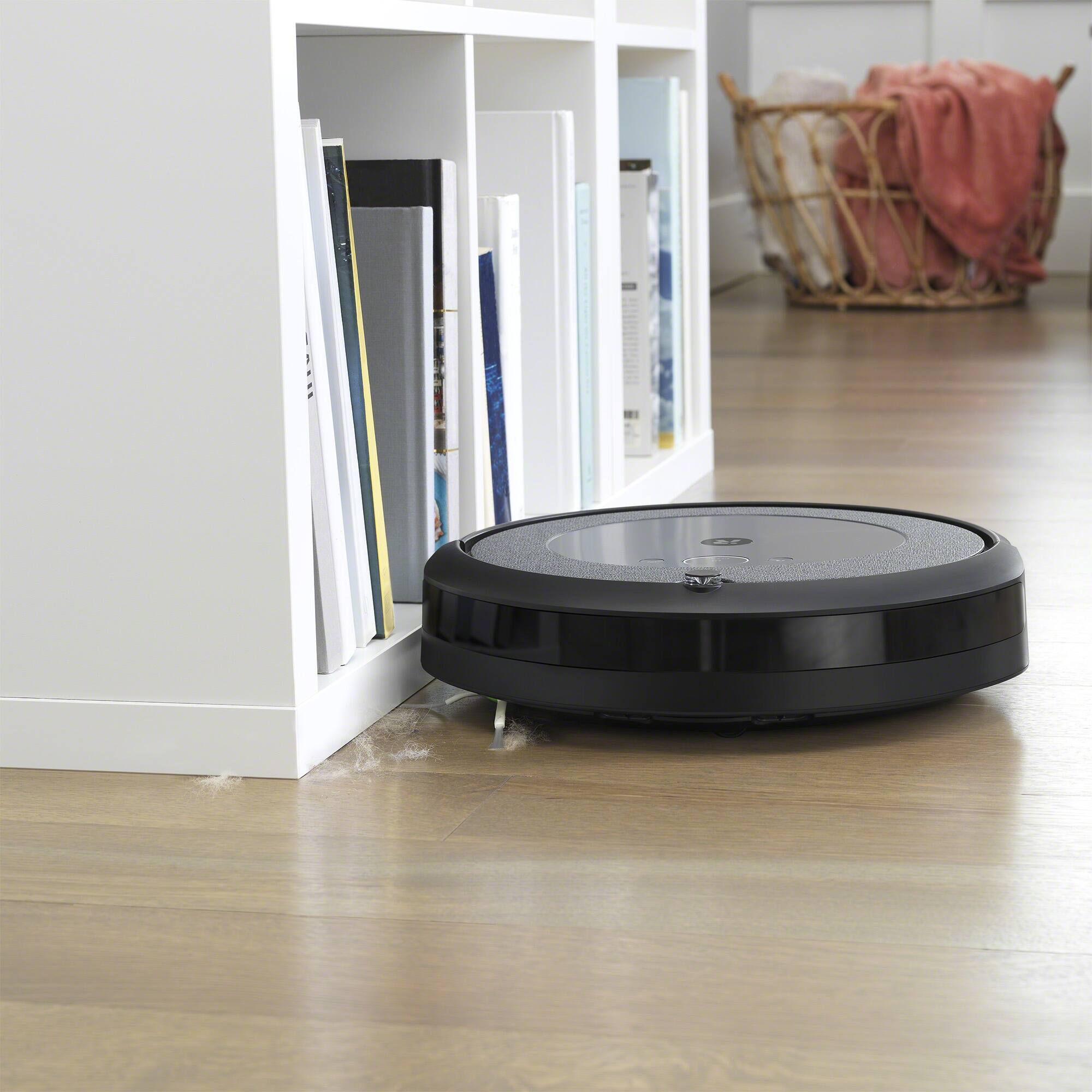 Alt View 12. iRobot - Roomba i3+ EVO (3550) Robot Vacuum and Braava jet m6 (6113) Robot Mop bundle - Black.