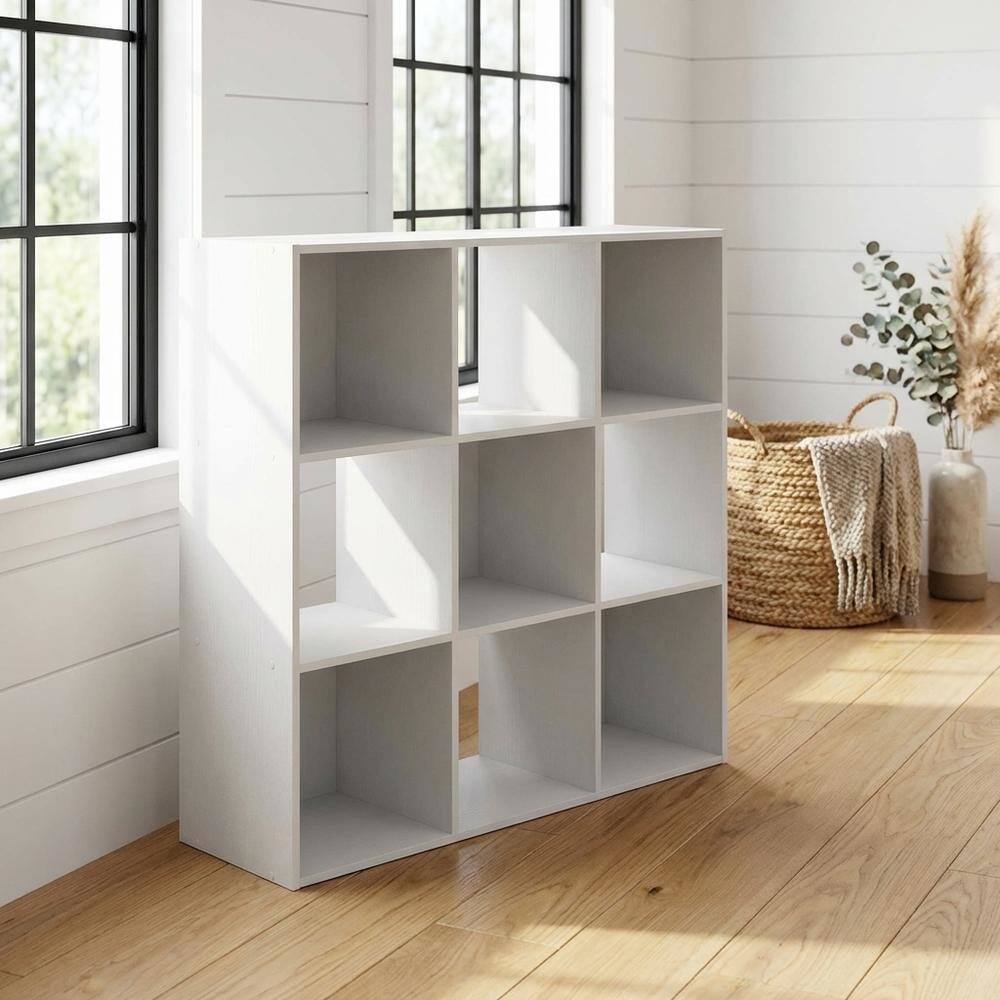 Angle. FurniFact - Wooden bookcase with open shelves for versatile storage - White.