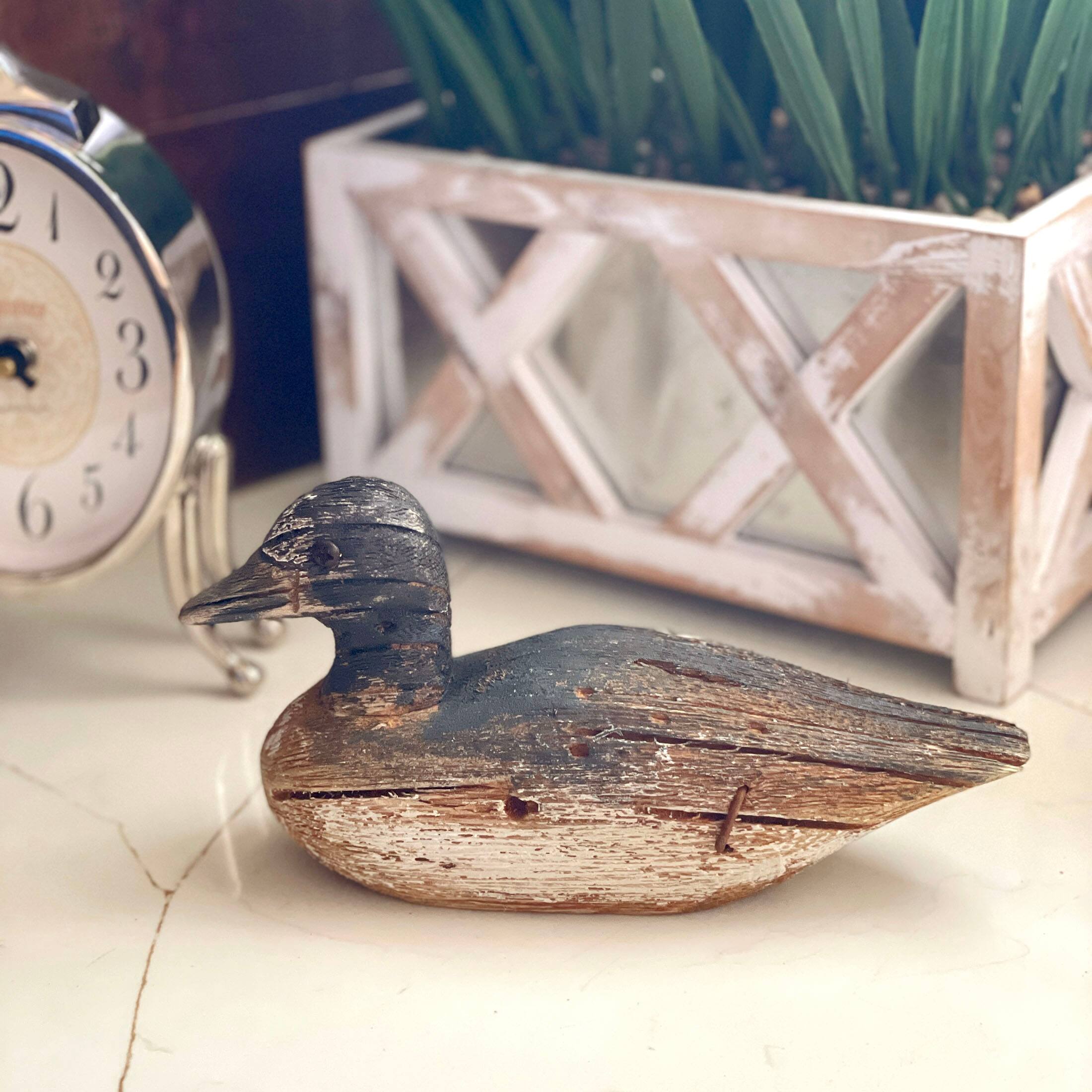 Alt View 3. Things2Die4 - Vintage Wooden Duck Figurine 7.5" Hand-Carved Rustic Folk Art Home Decor - Blue.