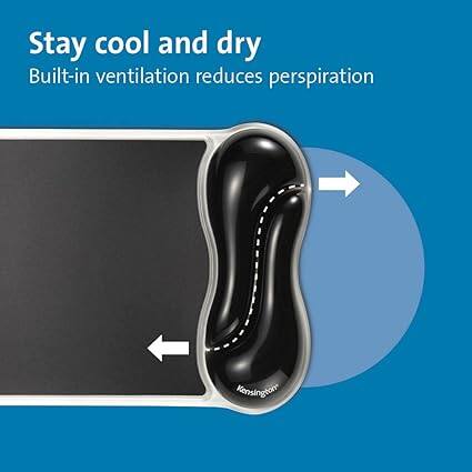 Stay cool and dry  
Built-in ventilation reduces perspiration