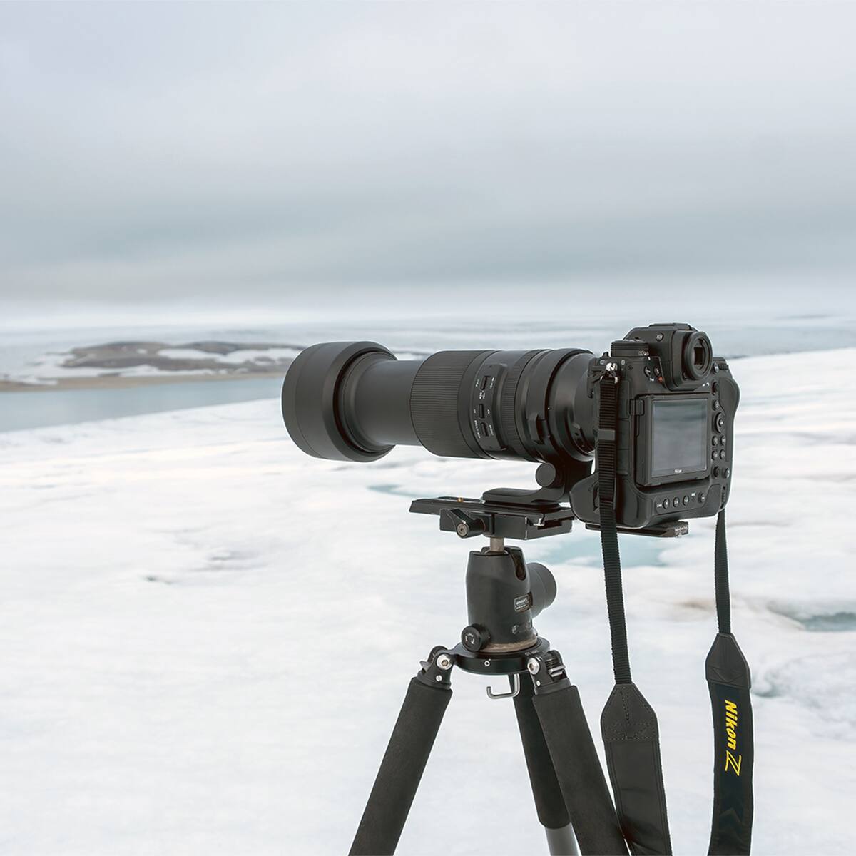 Alt View 4. Tamron - Tamron 150-500mm f/5-6.7 Di III VC VXD Lens for Nikon Z - Black.