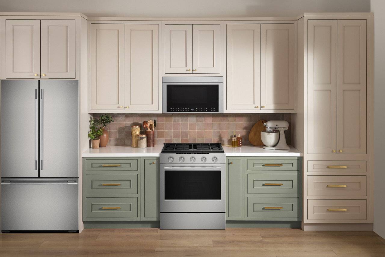 Alt View 21. KitchenAid - 5.0 Cu. Ft. Slide-In Gas True Convection Range with Self Clean, Steam Clean, and 2-in-1 Burner - Fingerprint Resistant Stainless Steel.