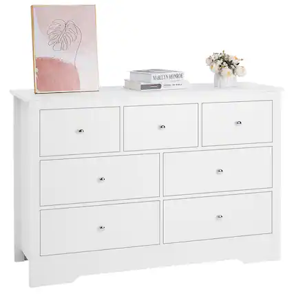 MARILYN MONROE
AROUND THE WORLD