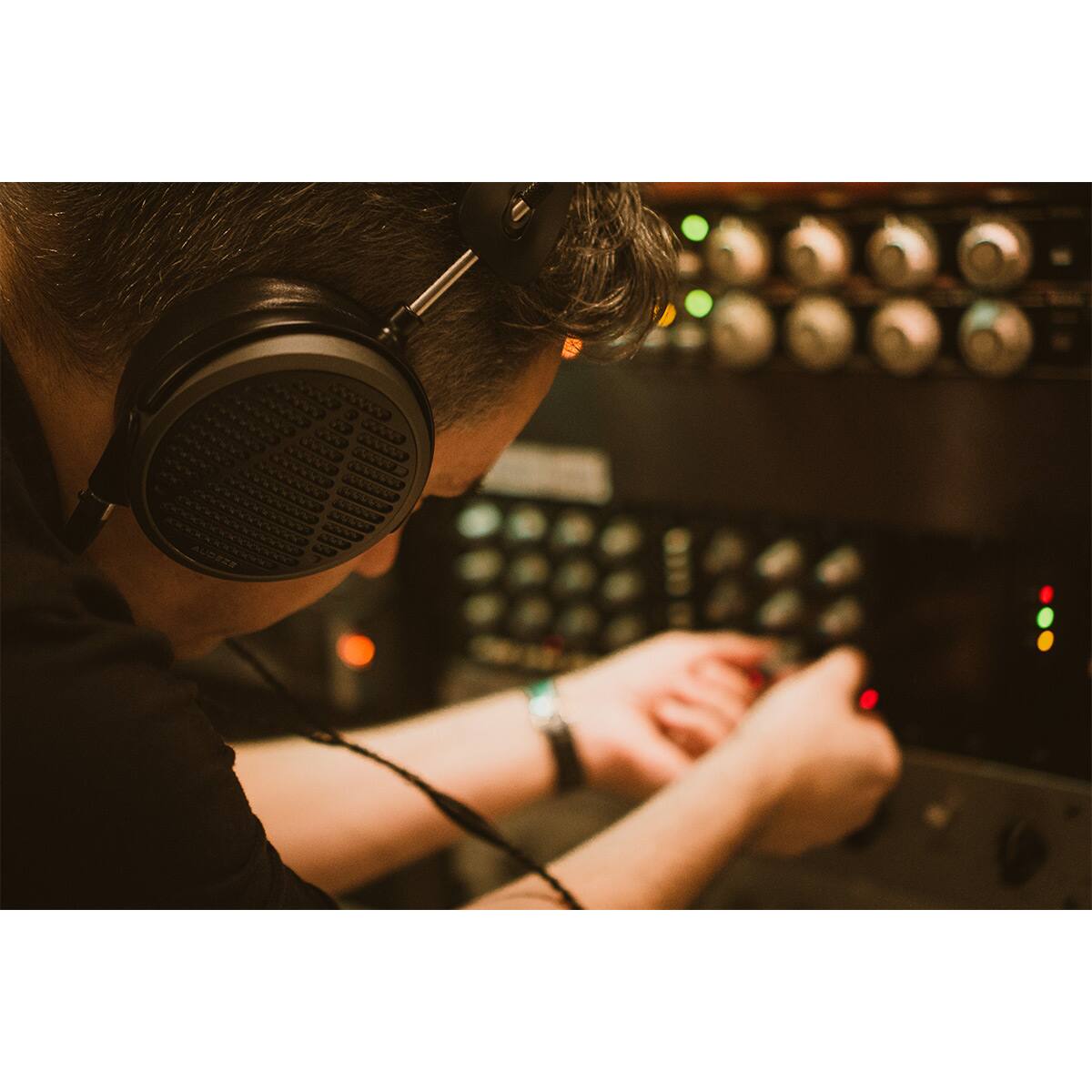 OV SVUUUS VONOD tes 00000 Gee -