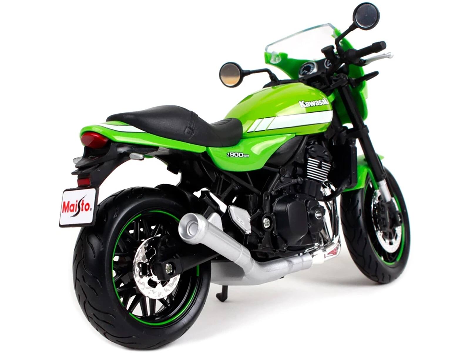 Kawasaki 900cc  
Maisto