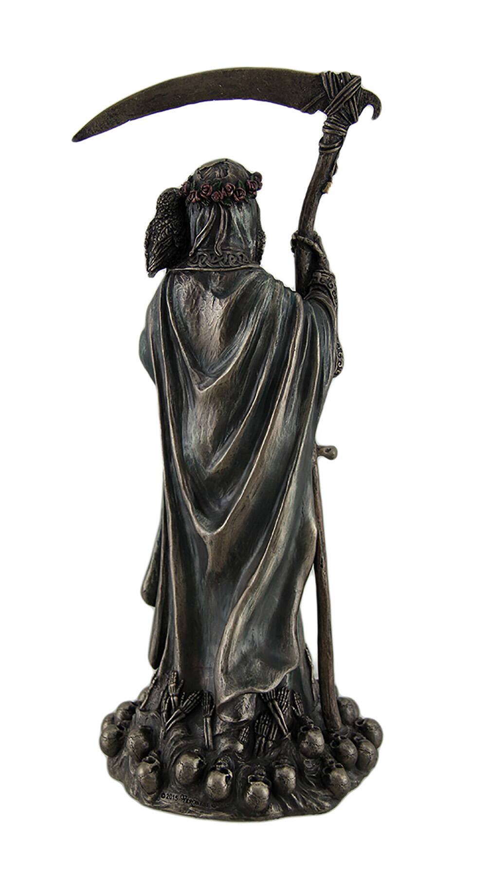 The text on the image reads: "02015 OESO"