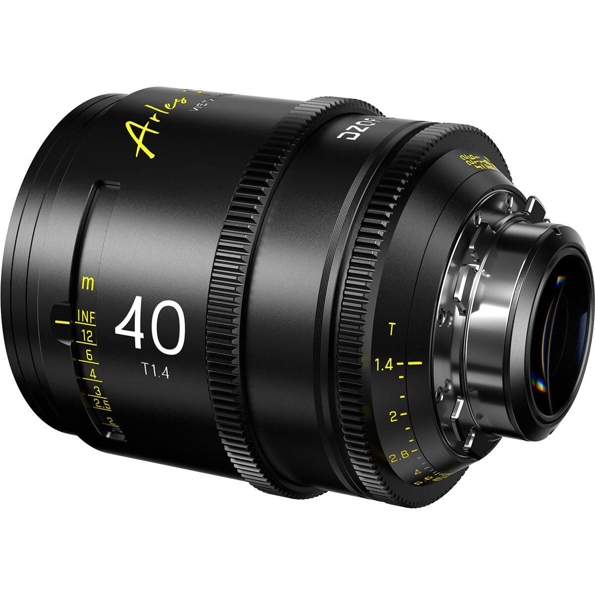 LEICA Arles  
DZOF  
Scill  
m INF 12 6 40 4 T1.4 3 2.5 2  
T 1.4 - - - 2  
- 2.8 4 6 21