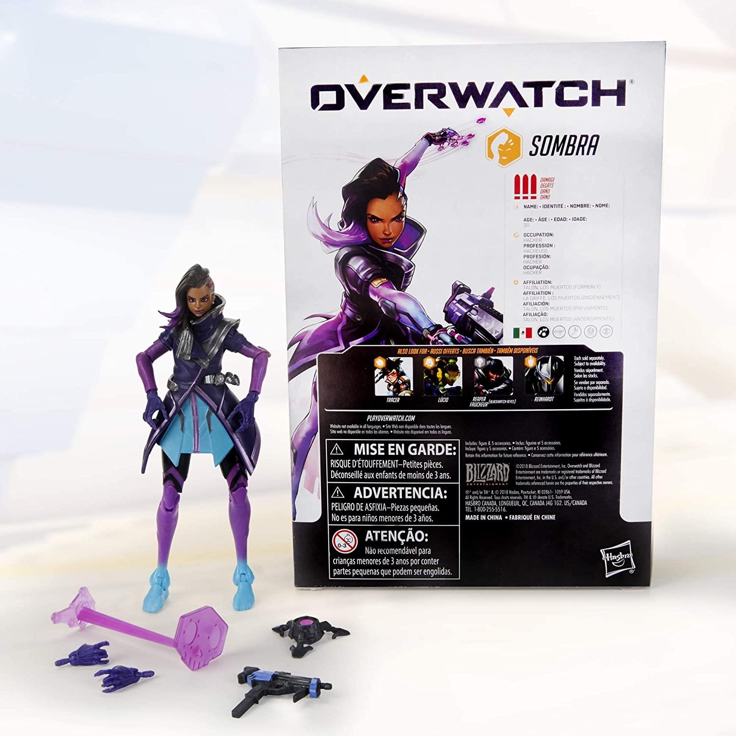 OVERWATCH SOMBRA

- NOM: SOMBRA
- IDENTITY: SOMBRA
- AGE: 25
- OCCUPATION: PROFESSION: RECRUITER
- AFFILIATION: RESISTANCE

MISE EN GARDE: RISQUE D'ÉTOUFFEMENT - Petites pièces. DÉCONSEILLÉ aux enfants de moins de 3 ans.

ADVERTENCIA: PESEÑO DE ASFIXIA - Piezas pequeñas. No es para niños menores de 3 años.

ATENÇÃO: Não recomendável para crianças menores de 3 anos por conter partes pequenas que podem ser engolidas.

BIZZARD

- MADE IN CHINA - FABRIQUÉ EN CHINE