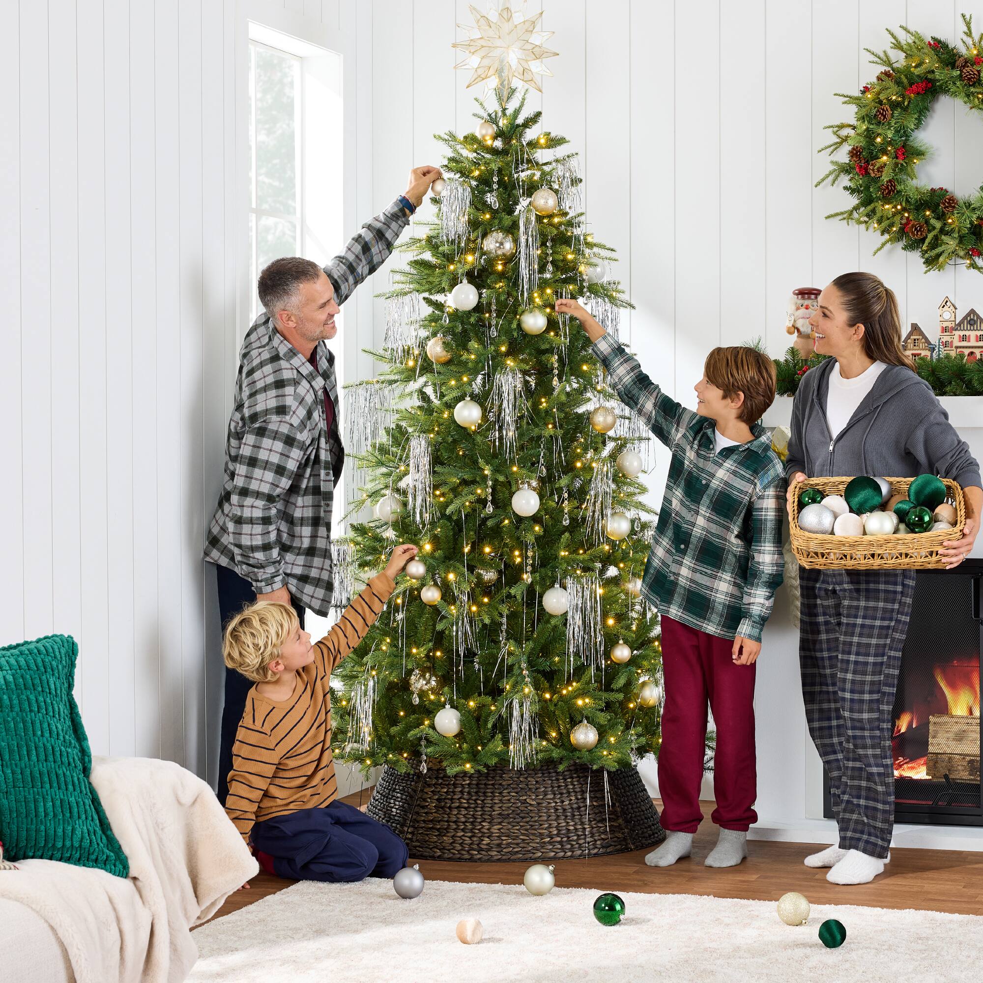 Alt View 2. Best Choice Products - Best Choice Products 9ft Pre-Lit Artificial Full Aspen Noble Fir Christmas Tree w/ 1,200 2-in-1 Glowing Micro LEDs - Green.