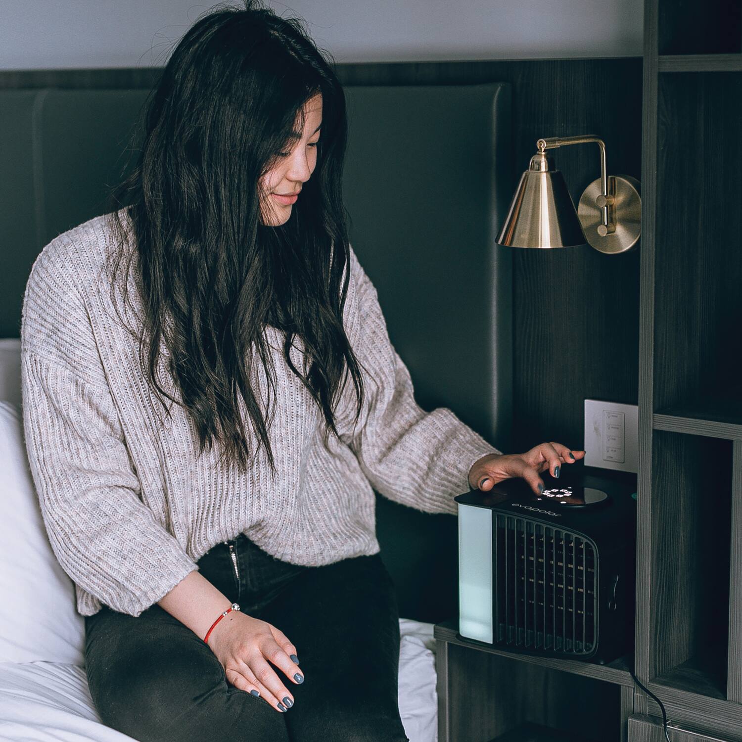 Alt View 2. Evapolar - 12.5-Watt evaSMART Personal Air Cooler - Gray.