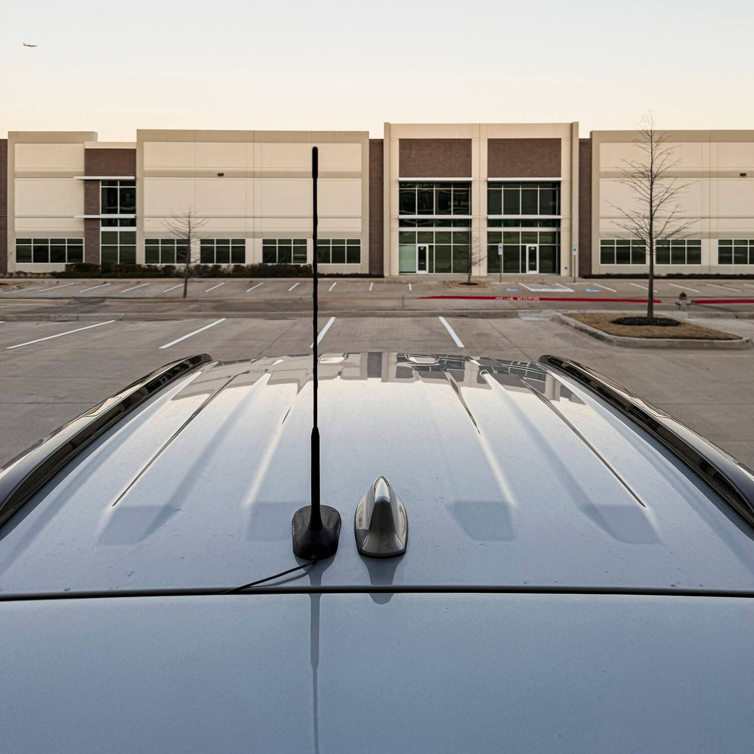 Alt View 1. Uniden - Uniden Bcatpl259-19 18-in. Magnetic-mount Pre-tuned Cb Antenna, Bcatpl259-19 - Black.